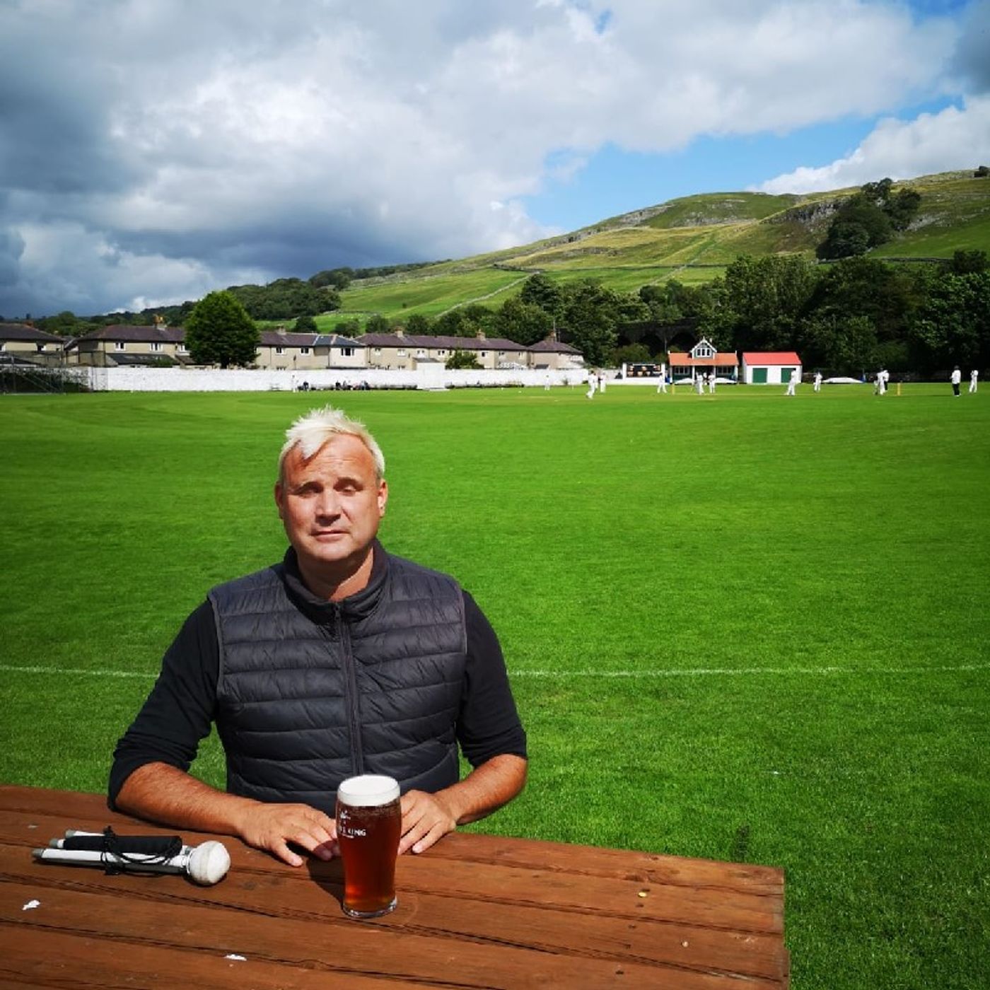 Captain Whitesticks Groundhoppers Pod