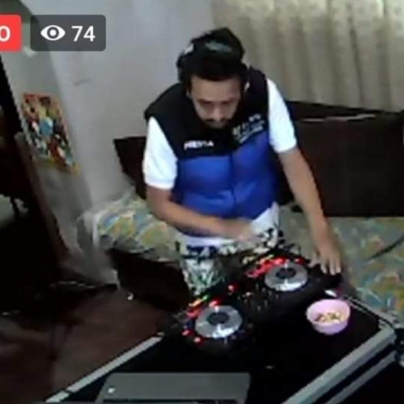 RADIO FLOWW  DJ FLOWW