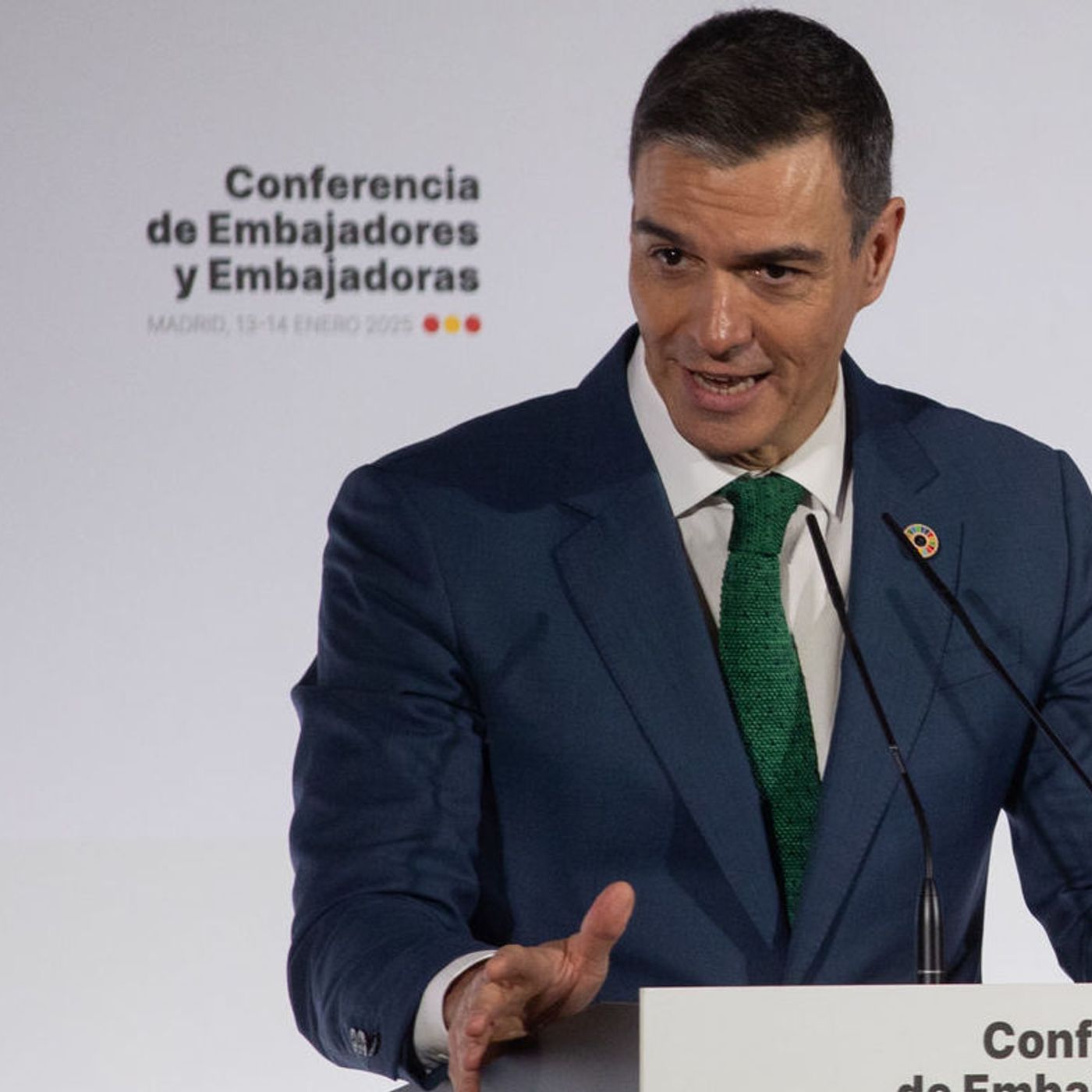 Firma de Carlos Cuesta: La Ley Sánchez