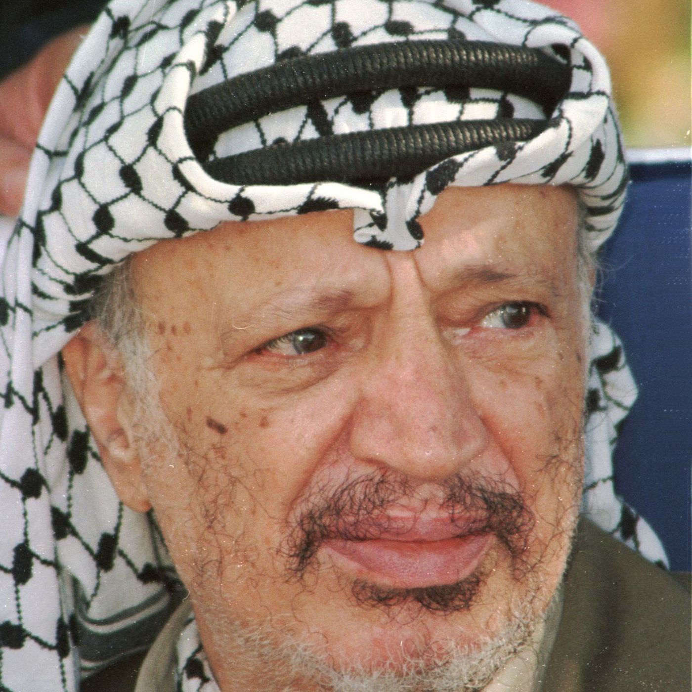 Today In History November 11, 2004 / Yasser Arafat Dies! episode artwork