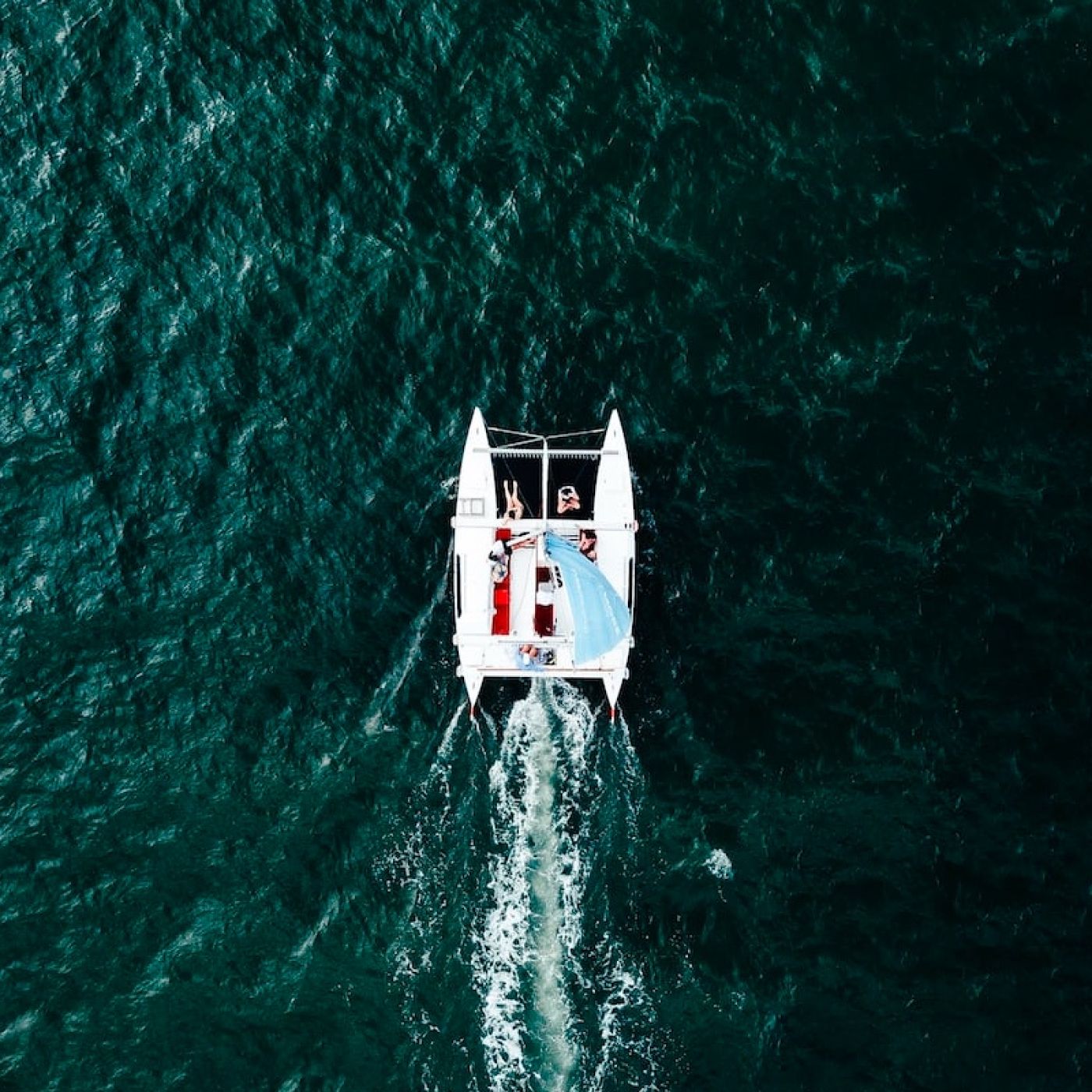 Episodio 52 Kaz II, el barco sin nadie a bordo. Desaparición en Australia. El misterio del yate sin tripulación. episode artwork
