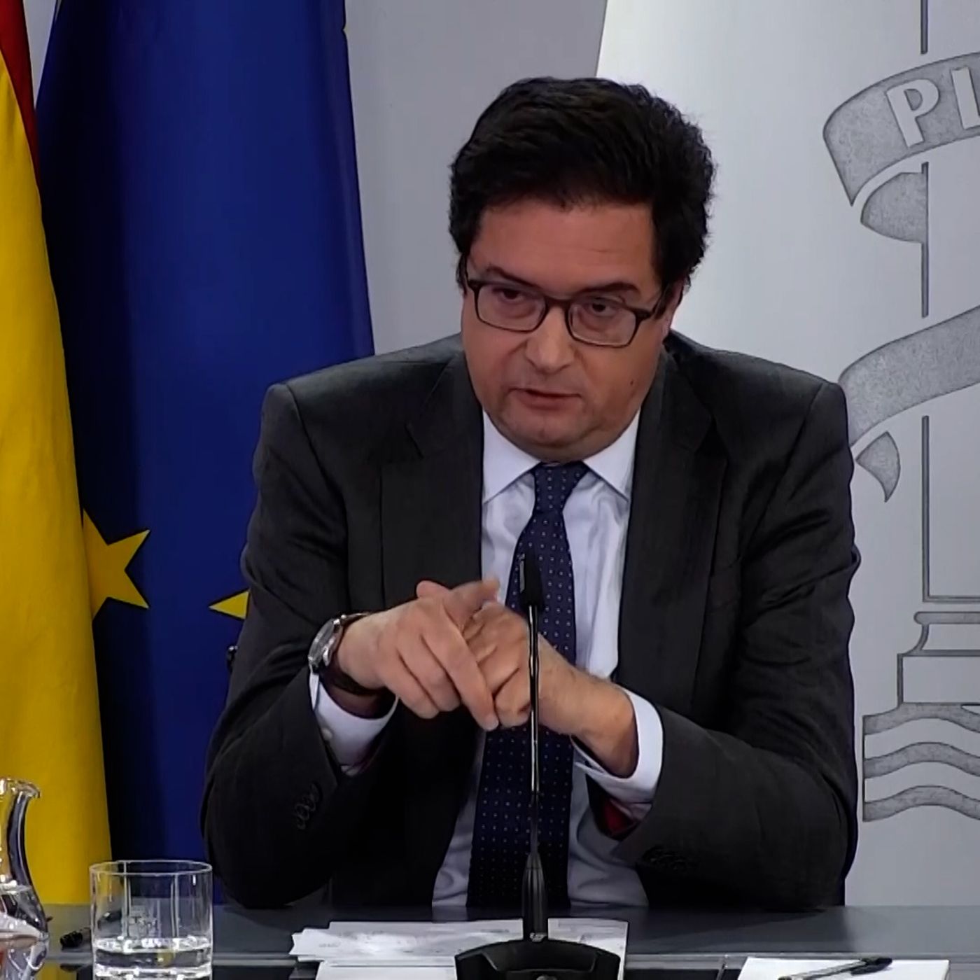 La República de los Tonnntos: El "lapsus" del "discapacitado condenado a estrellarse contra Ayuso", Óscar López