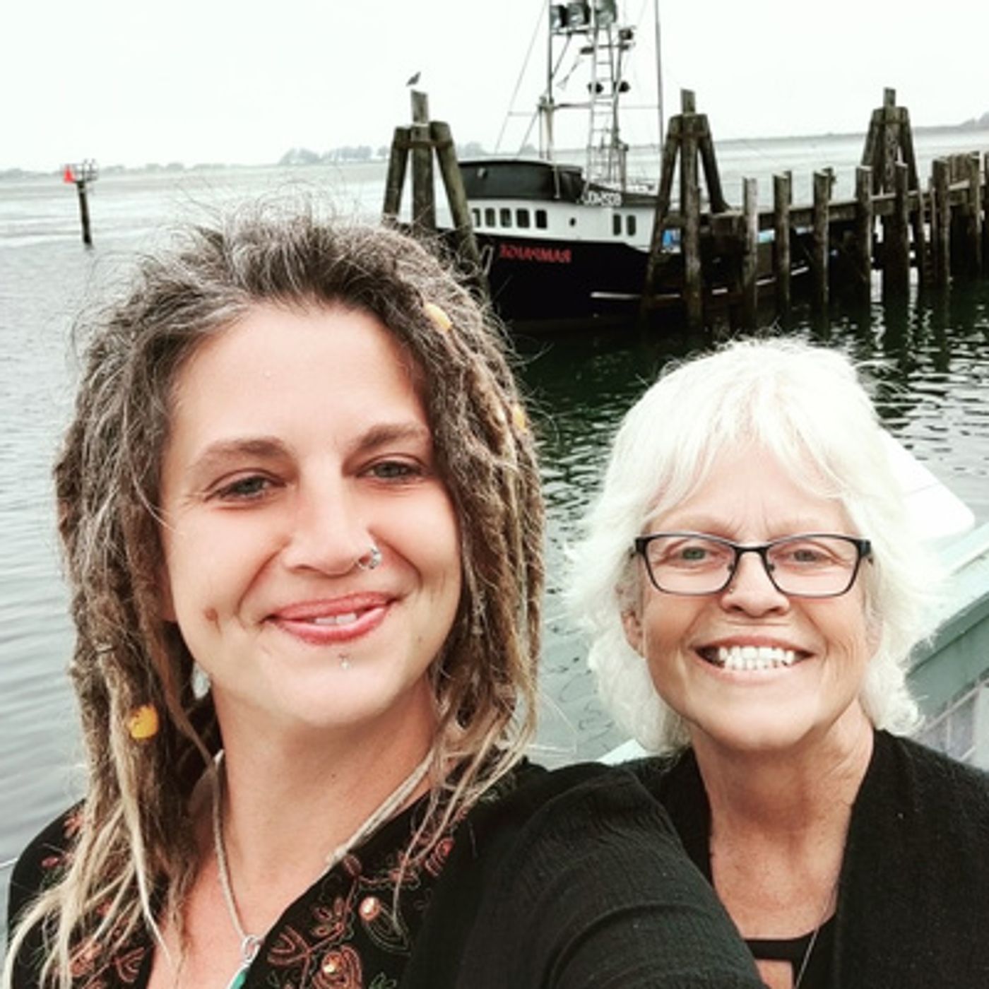 Interview with 2 traveling nomads: TikTok/Instagram Famous: "Medicated Mema" (Marijuana Medicine) and Heather! A Mother & daughter TEAM! Tra episode artwork
