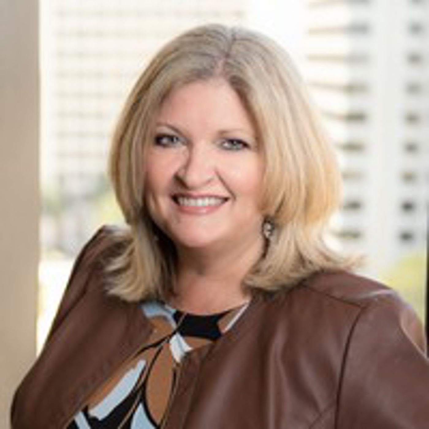 039- Digital Marketing for Professional Services w- Cindy Goss episode artwork