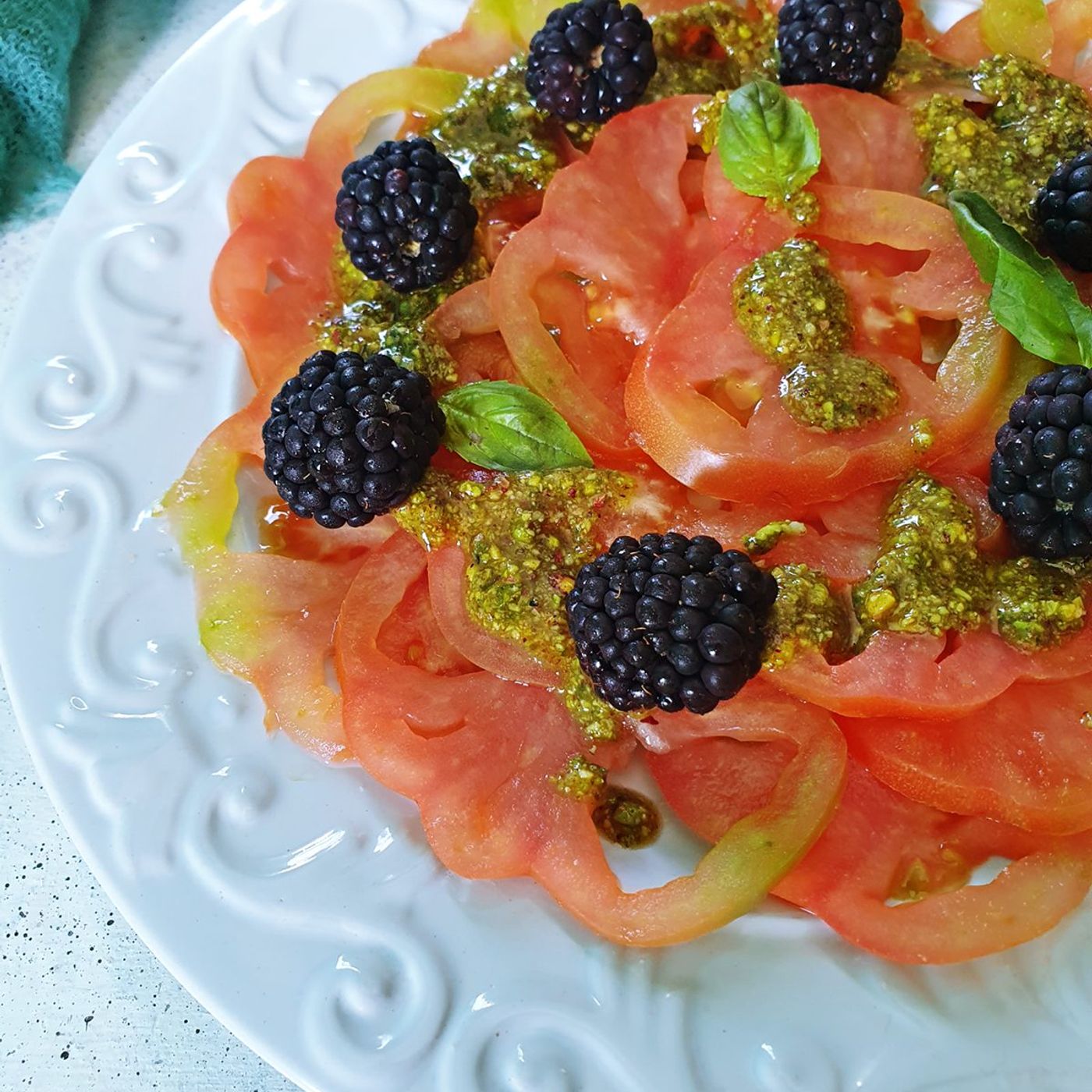 Carpaccio di pomodori con pesto di pistacchi episode artwork