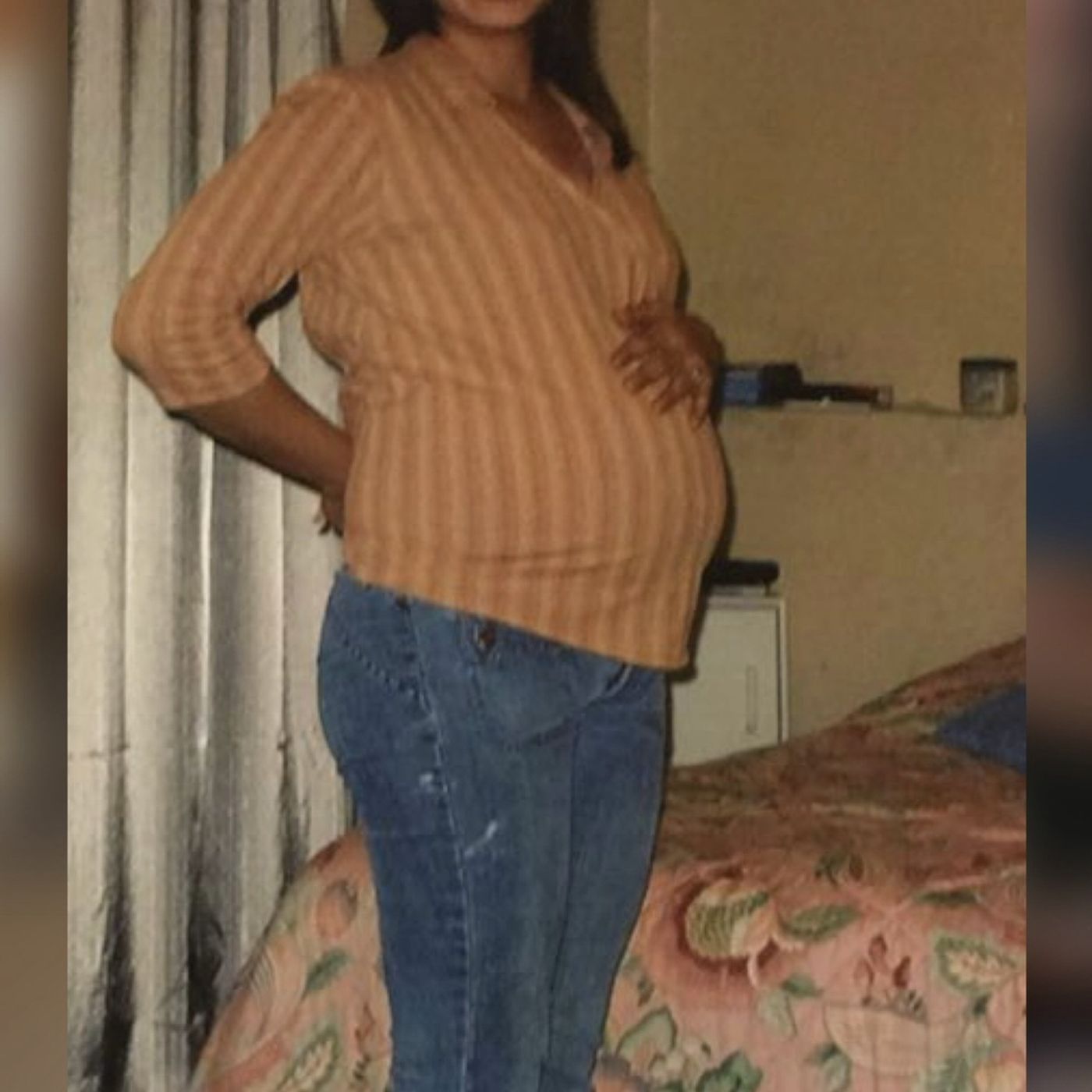 La Historia De Reyna Monroy