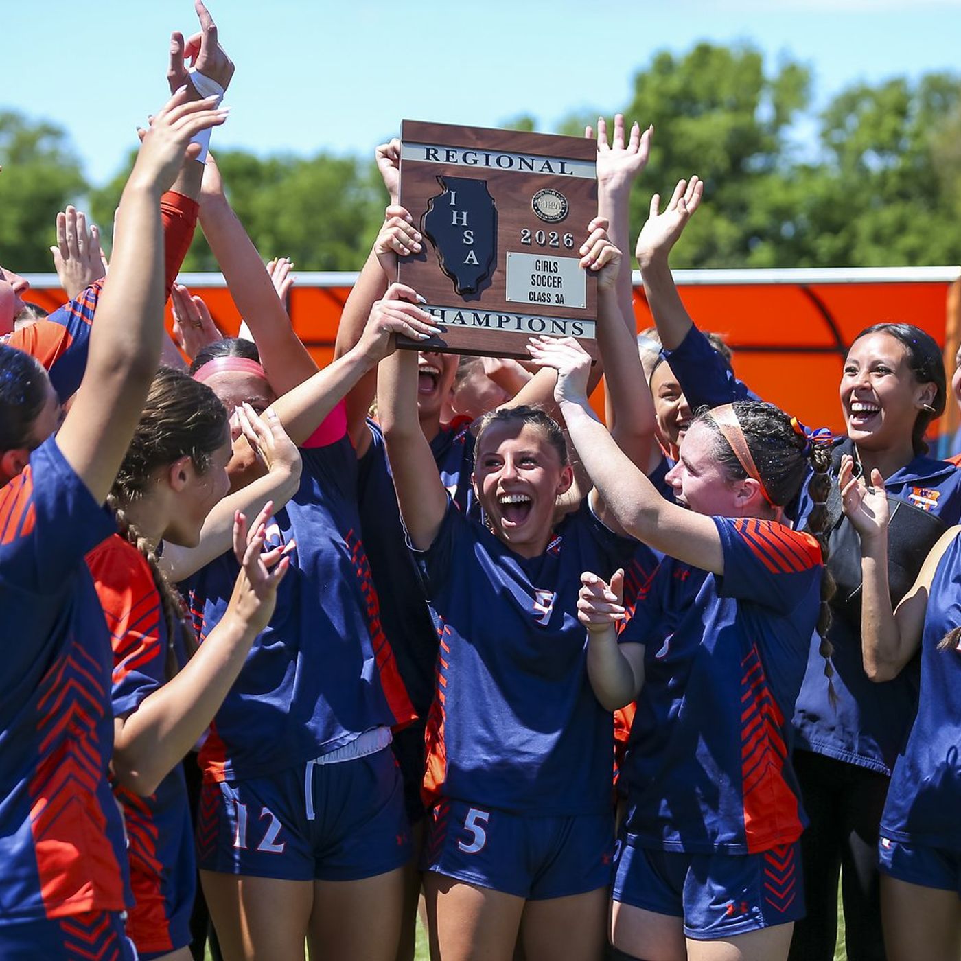 Jordyn Washington’s two goals send Oswego past Neuqua Valley to first regional title in program history episode artwork
