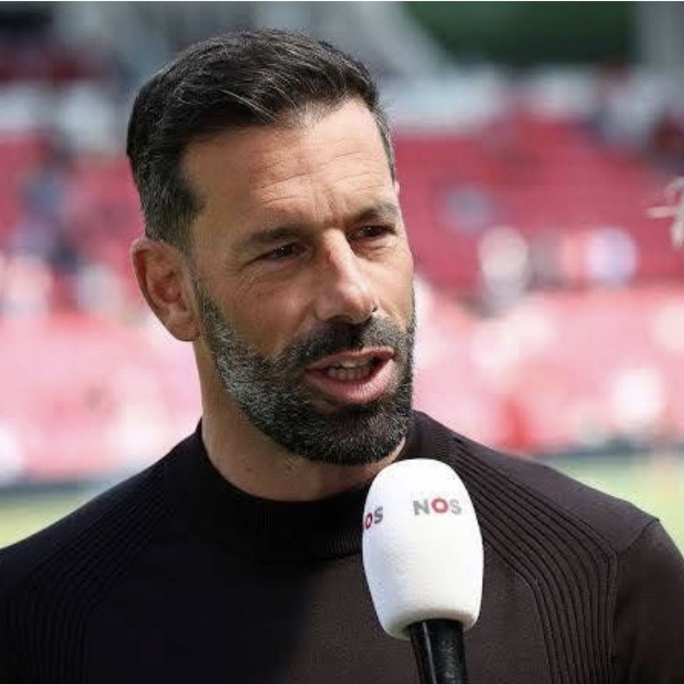 S103E31: I Can't Help Thinking About Van Nistelrooy - Emmy Hikins On Leicester City's Ex-Manager