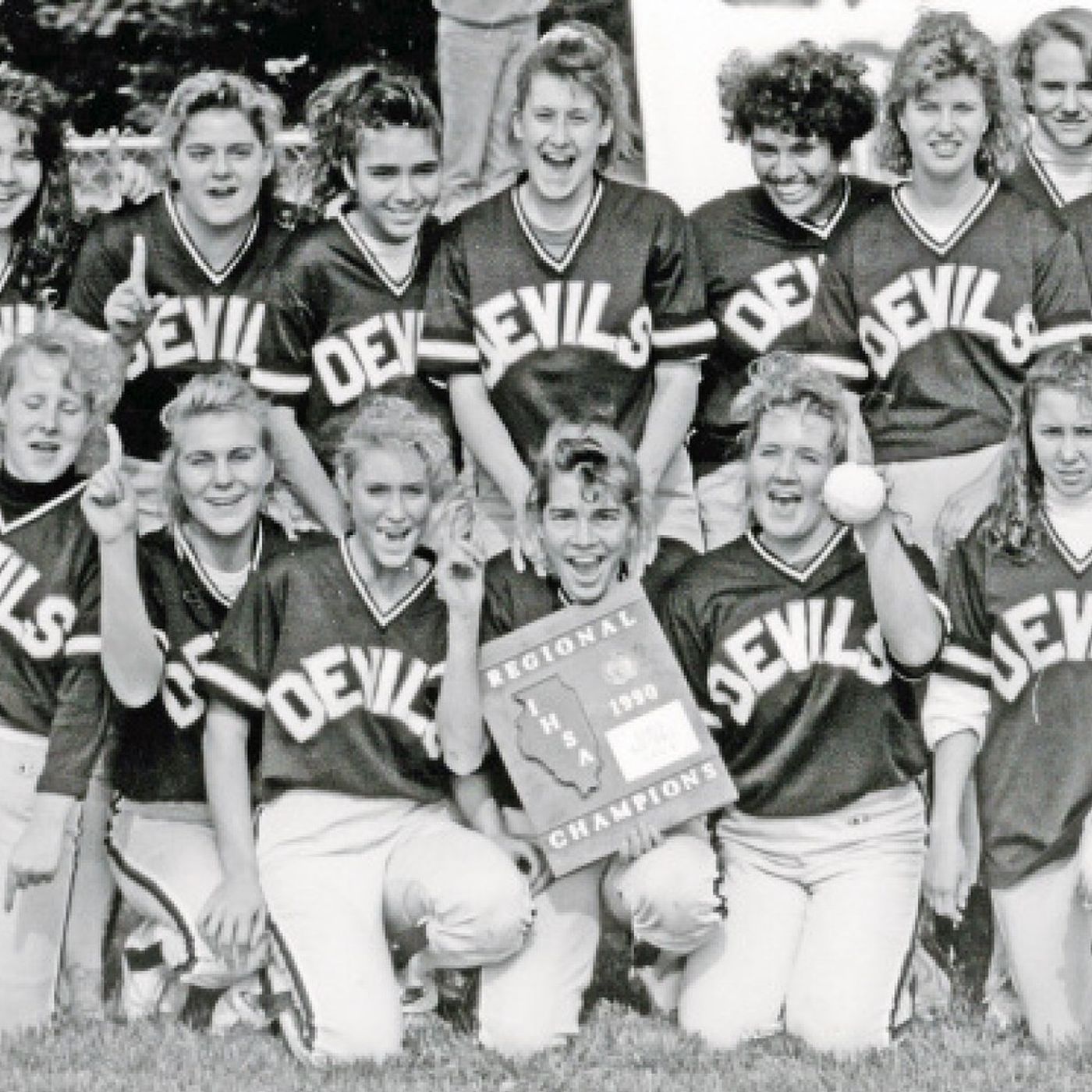1990 Hall state softball team, pitcher double up for Hall of Fame episode artwork