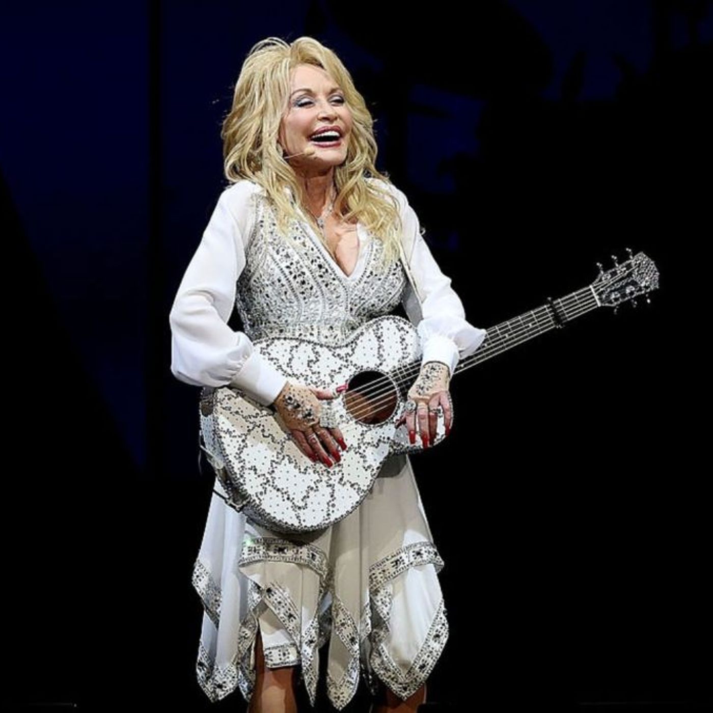 ‘Remembering Dolly: A Rhinestone Life’: Here’s Where to Watch the Dolly Parton Tribute TV Special Online for Free episode artwork