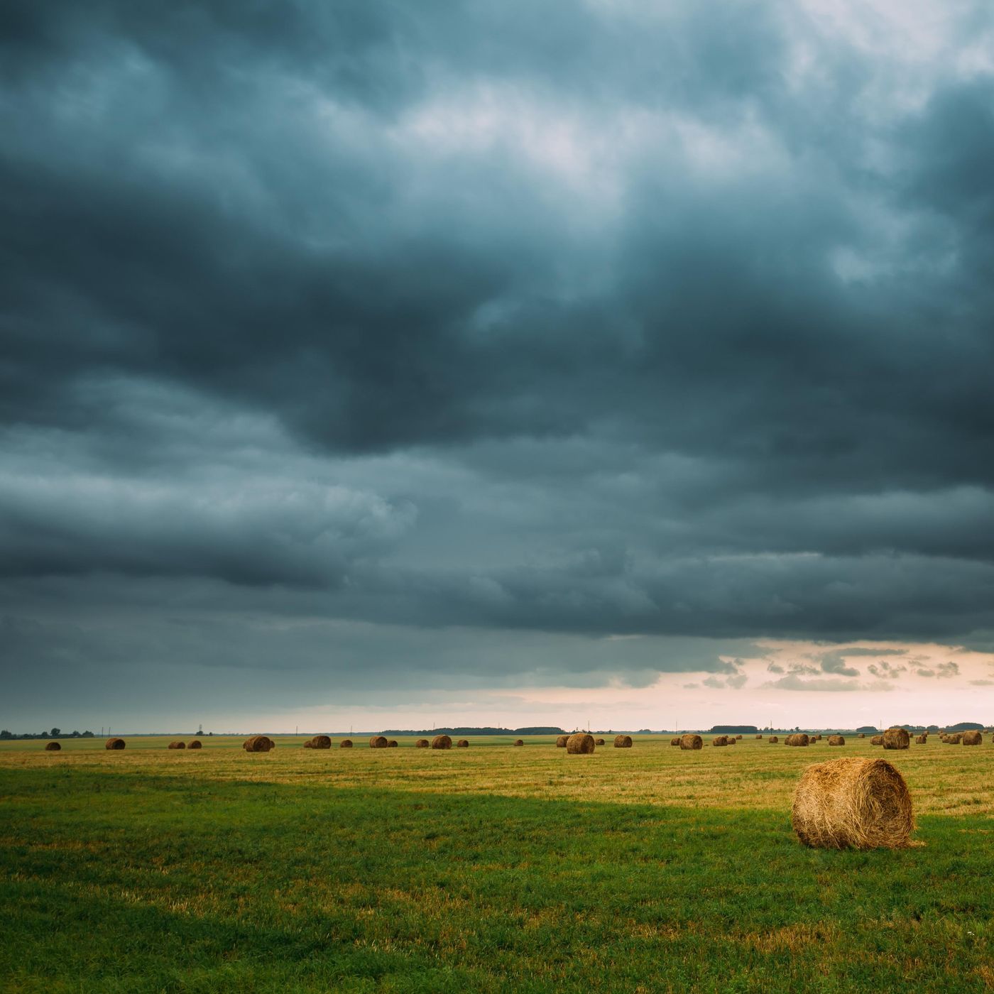 Gentle August Rain - 10 Hours Sleep Sound