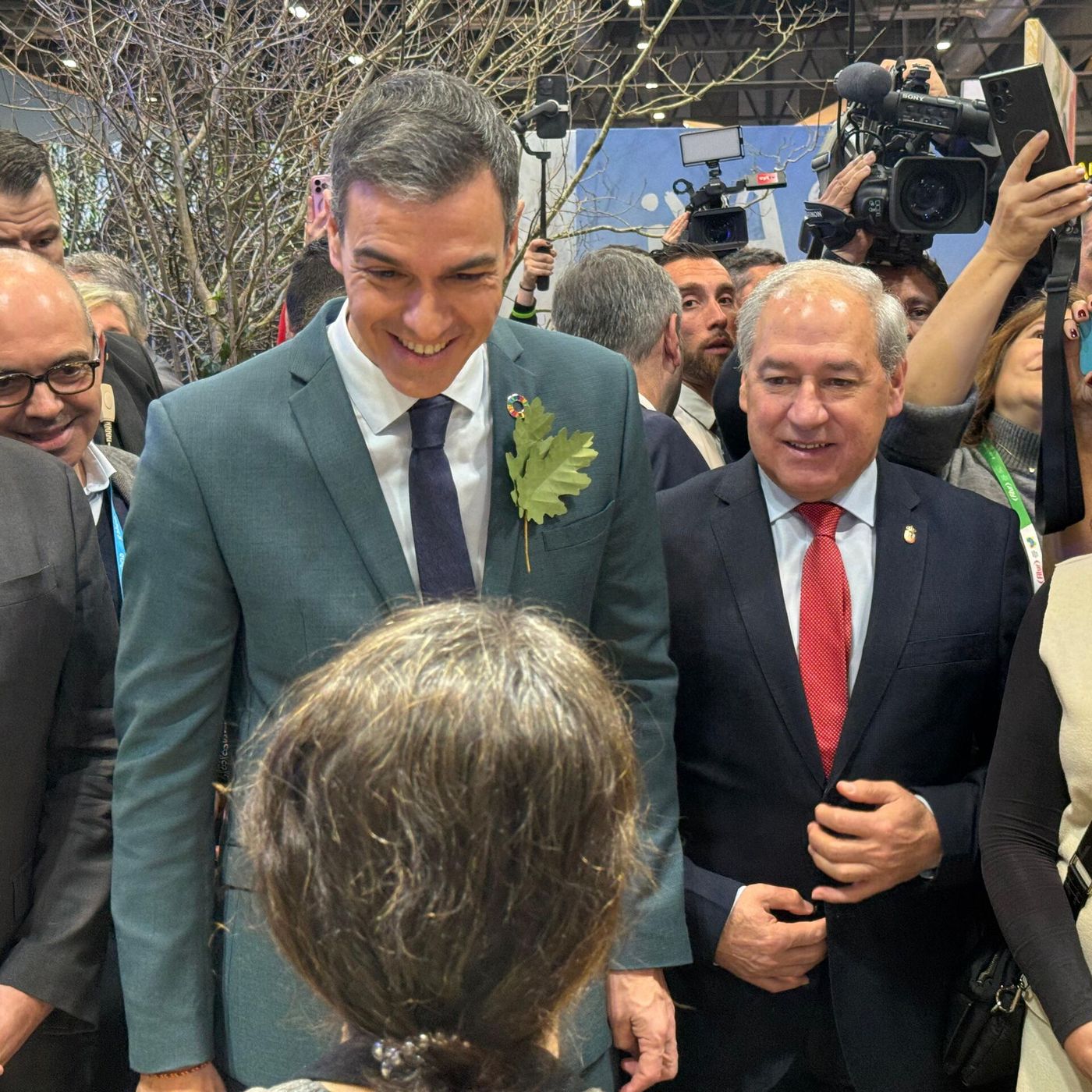 Las Noticias de La Mañana: Tomé dimite y dice que sus mensajes de acoso eran "chistes"