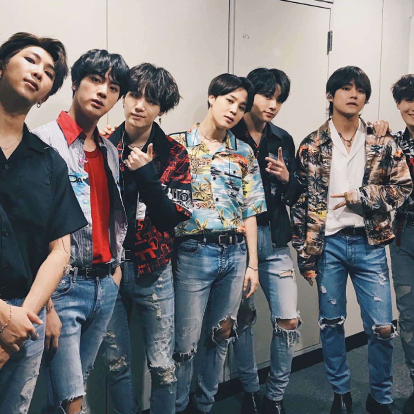 BTS’s “Fake Love” Becomes Their 6th MV To Hit 1.4 Billion Views | Soompi episode artwork