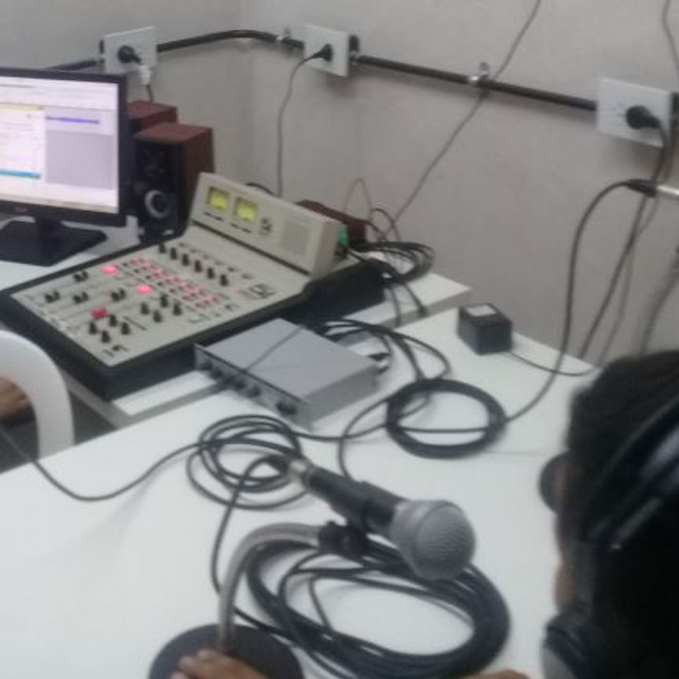 noventaydosonlineremix\'s show