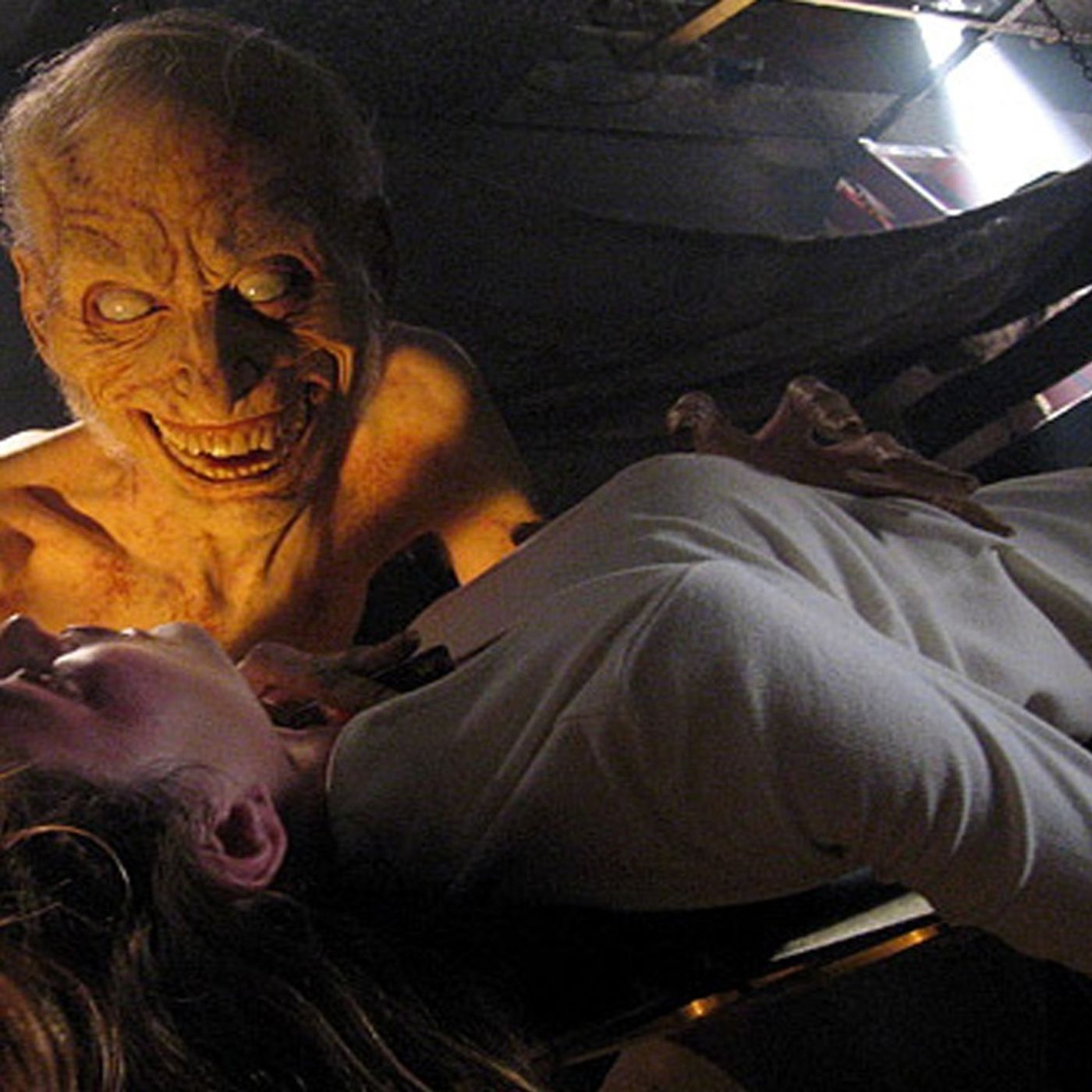 Cadáveres Que Hablan: Mi Trabajo En La Morgue - Historias De Terror - Voces De La Noche