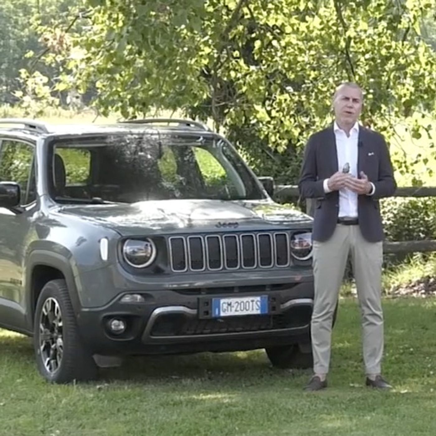 NEW JEEP RENEGADE & COMPASS 2024 - GABRIELE CONTI RACCONTA LE NUOVE JEEP 4XE e e-HYBRID episode artwork