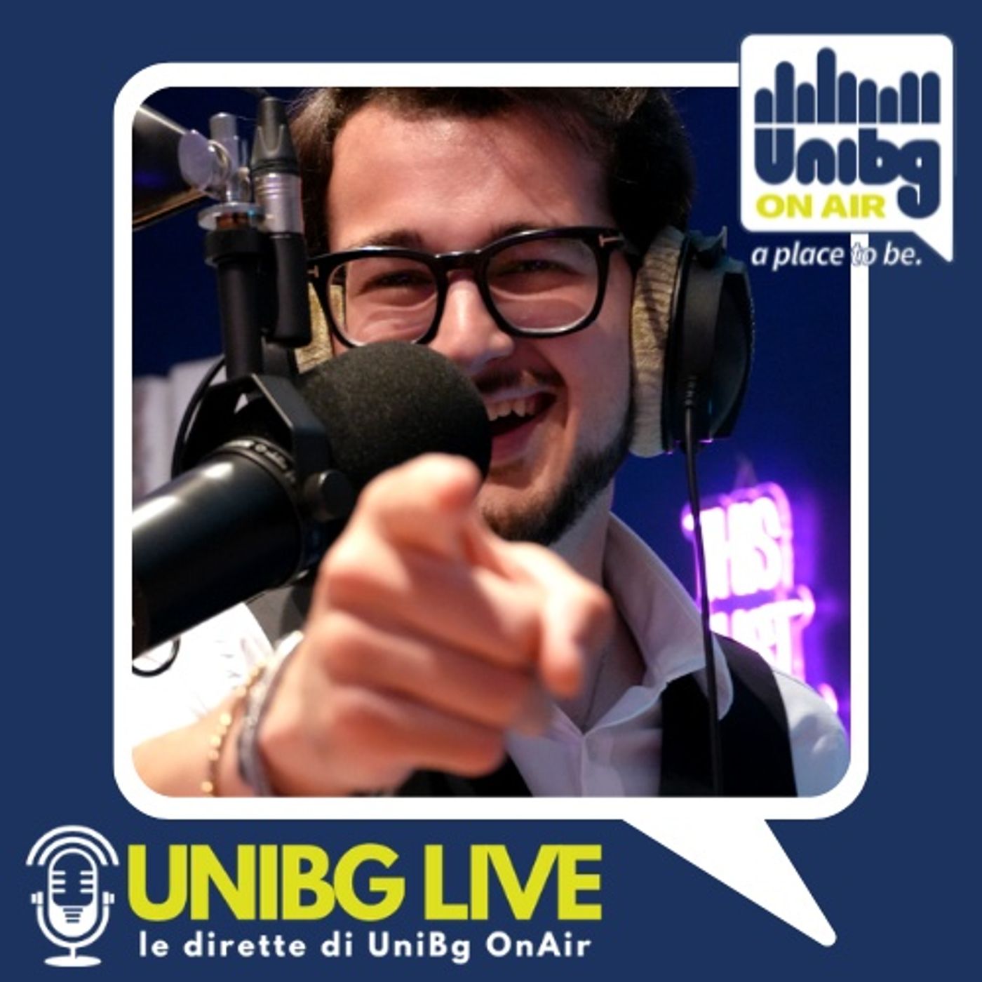 Among us, impostori e valigette episode artwork