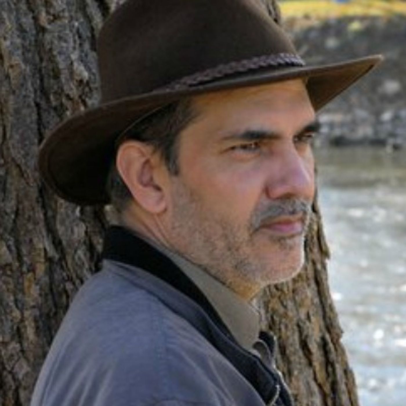 Ep 004 Interview with Mark Huebner: A Barton Family Adventure