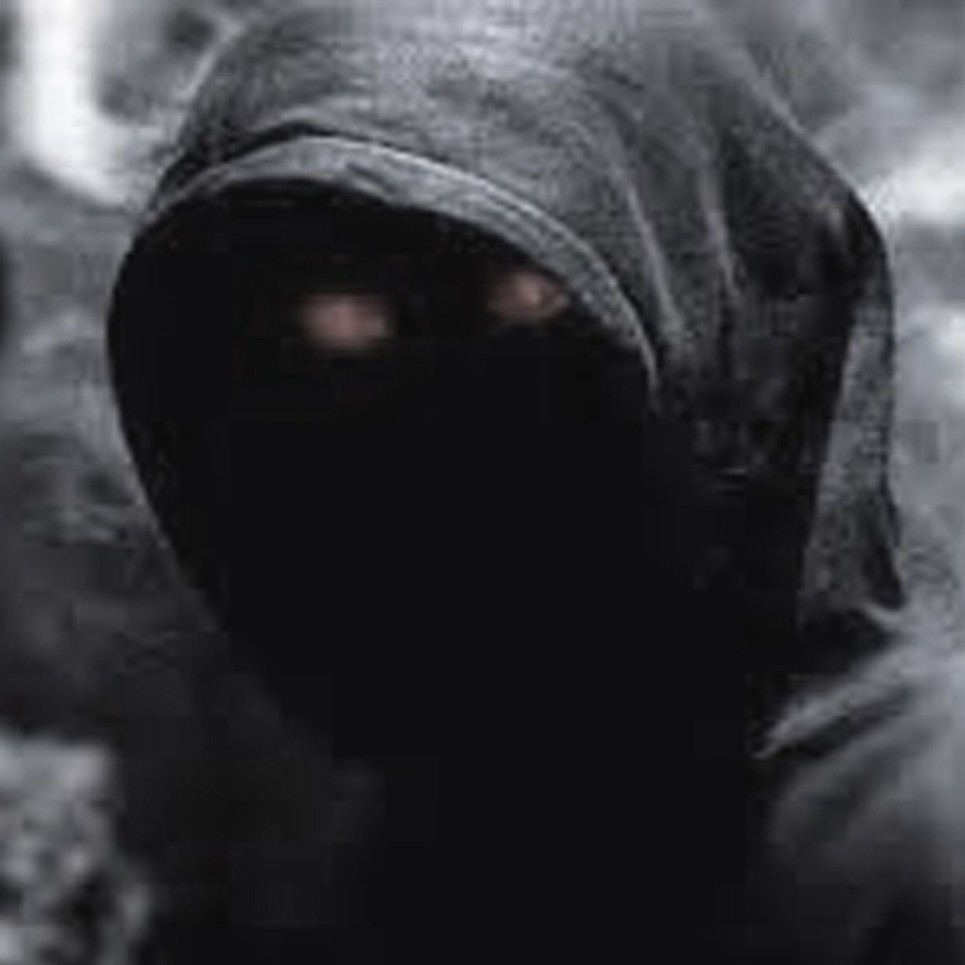 La Maldición Del Hombre Del Abrigo Historias De Terror - Voces De La Noche