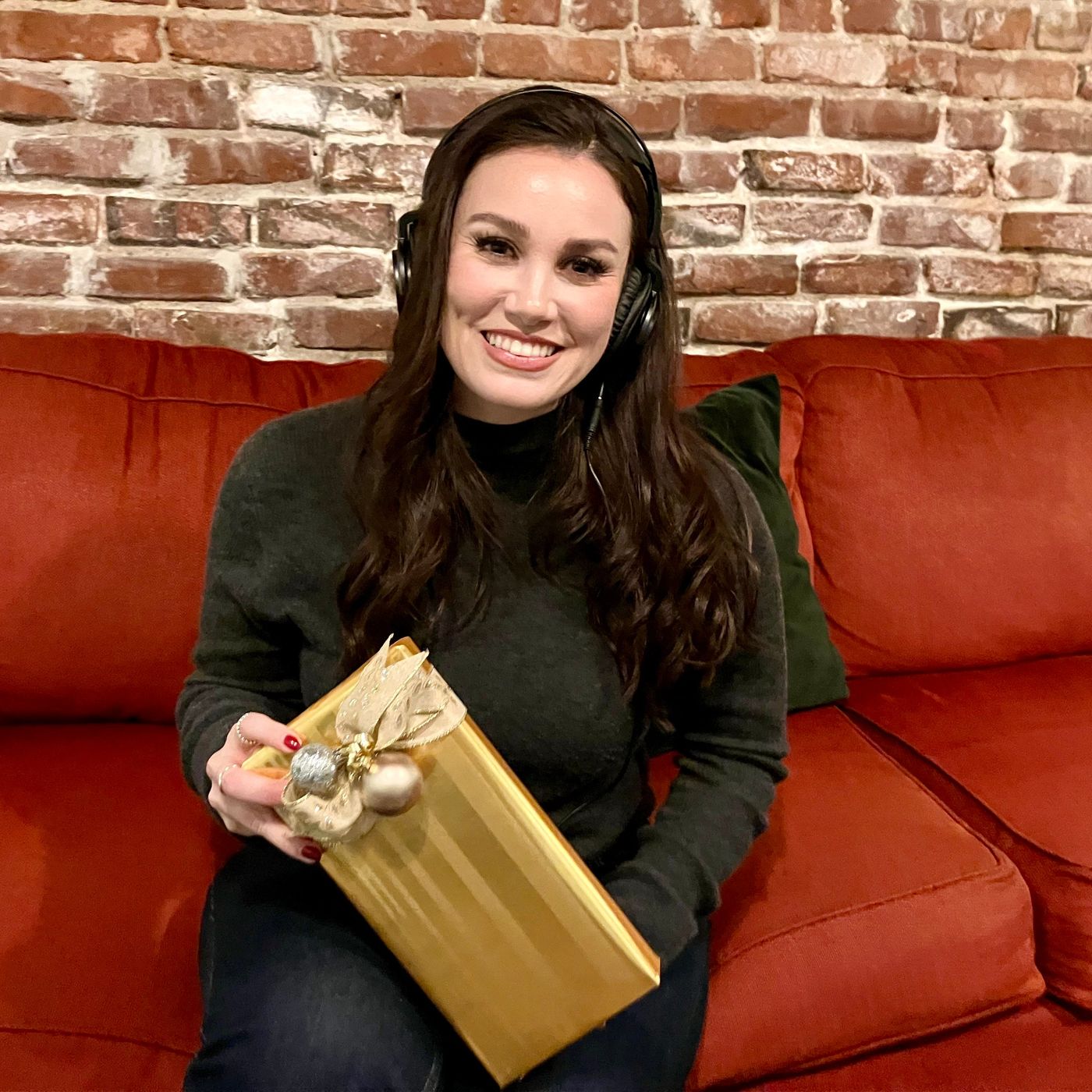 Erin Hartley on the bittersweet blessings of Christmas nostalgia, '25 faves, 'Wicked' & Demi Moore