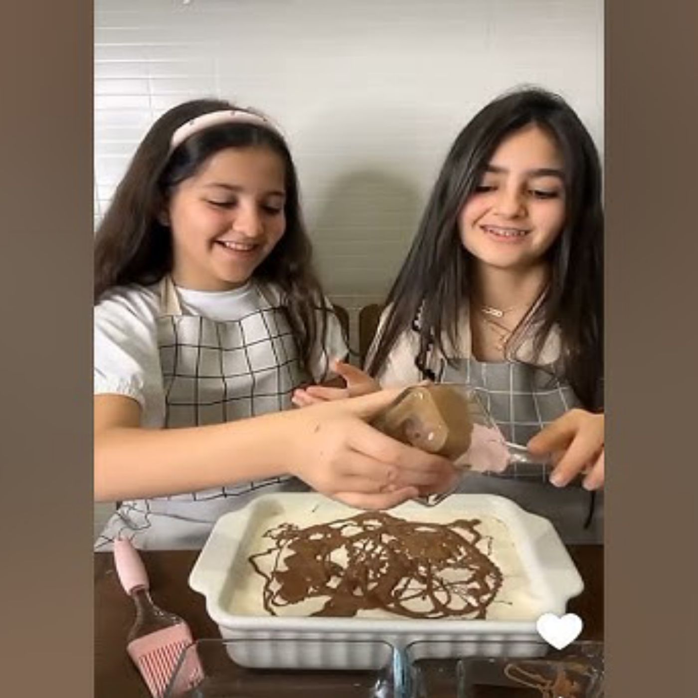 🍰❤️ كيكة أحمد الزامل… هل تستحق التجربة؟ 😍😋 episode artwork