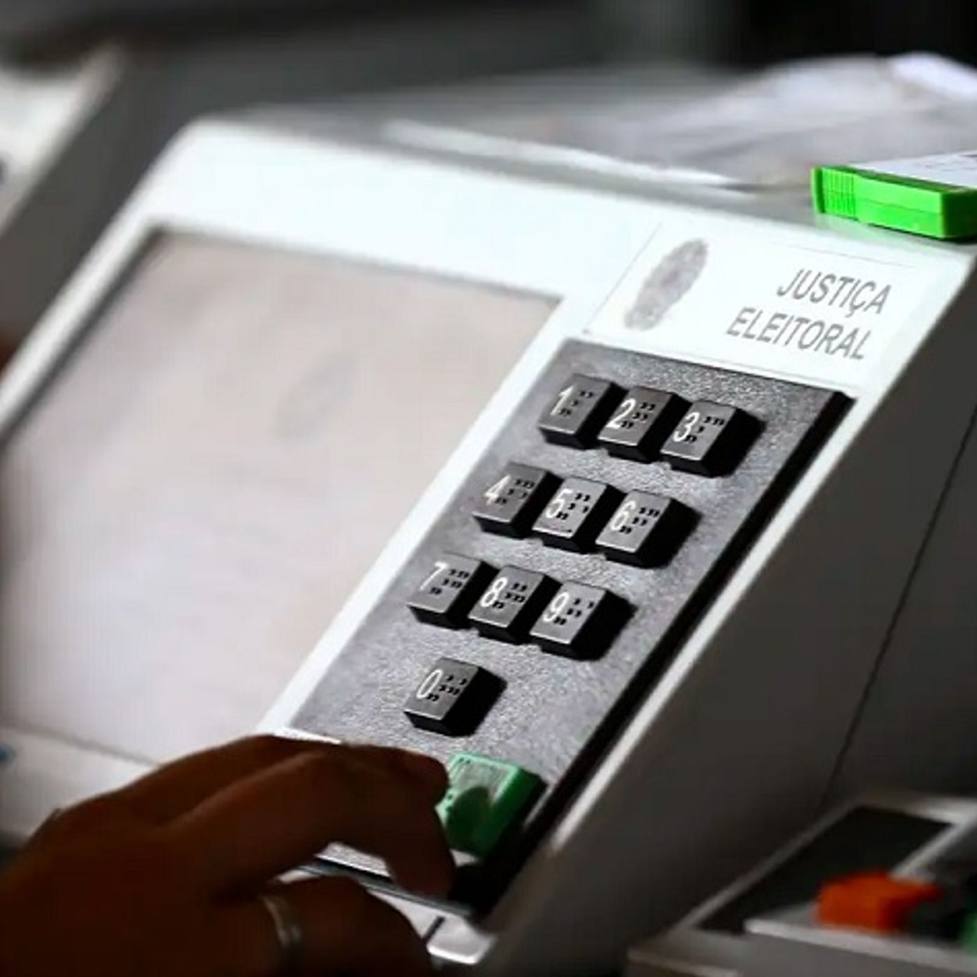 Eleições 2024 - Quase 34 milhões de eleitores votam em 2° turno para eleger prefeitos em 51 cidades