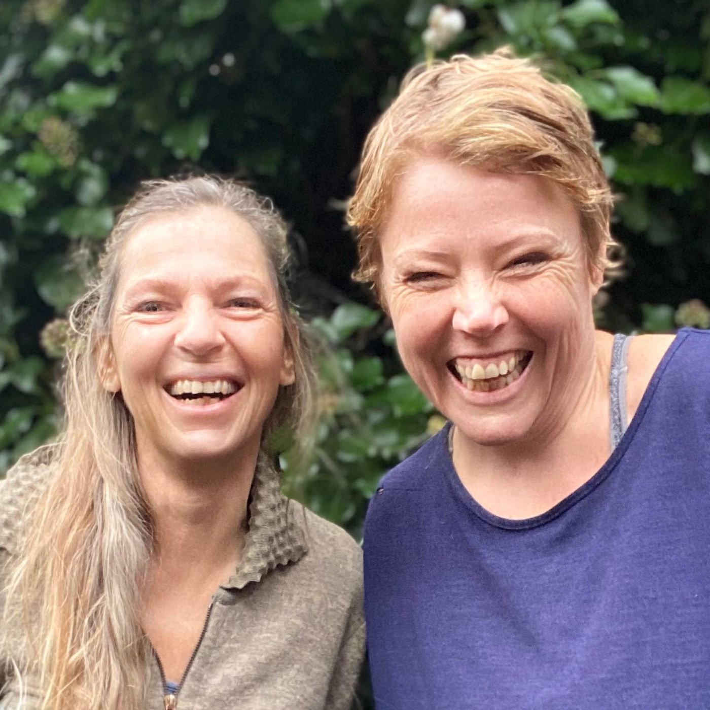 Samtaler i øst og vest af Yogabeing