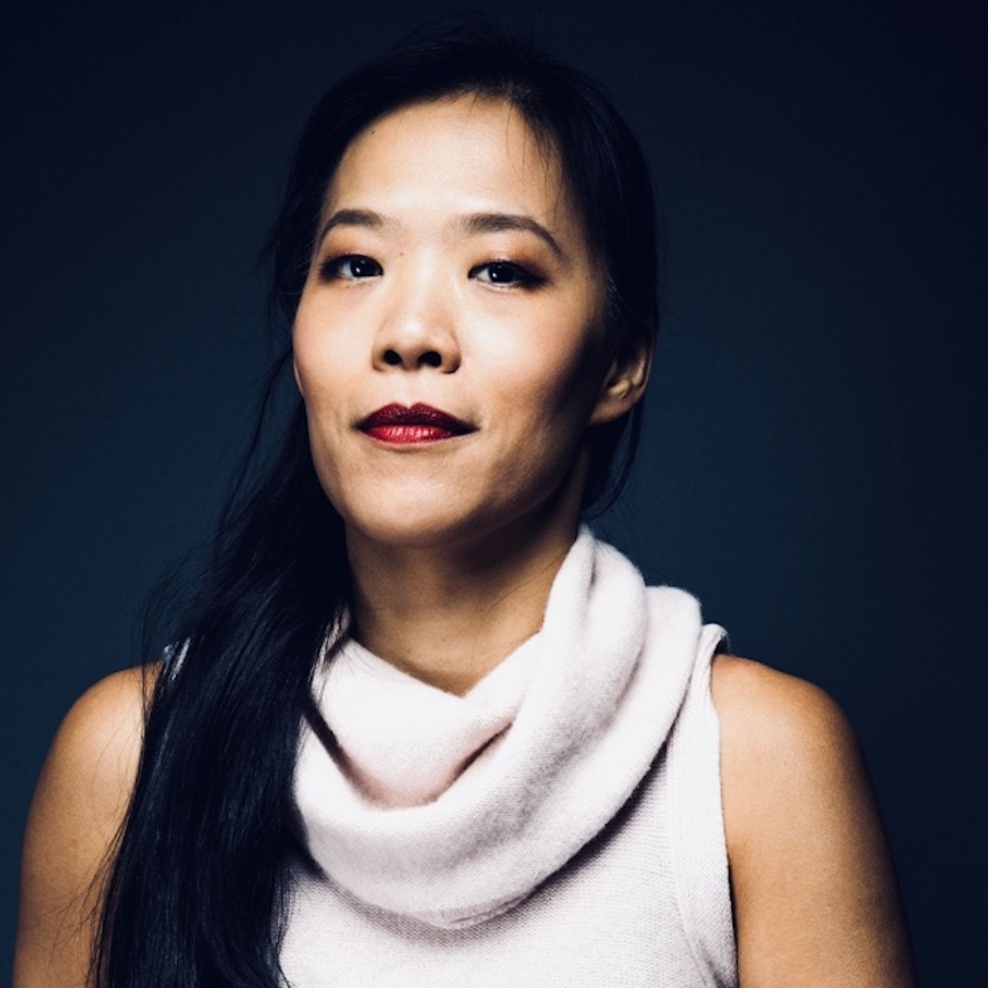 Entrevista a Shih Ching Tsou por 'La chica zurda': "Mi abuelo me dijo que no usara la zurda porque era la del diablo"