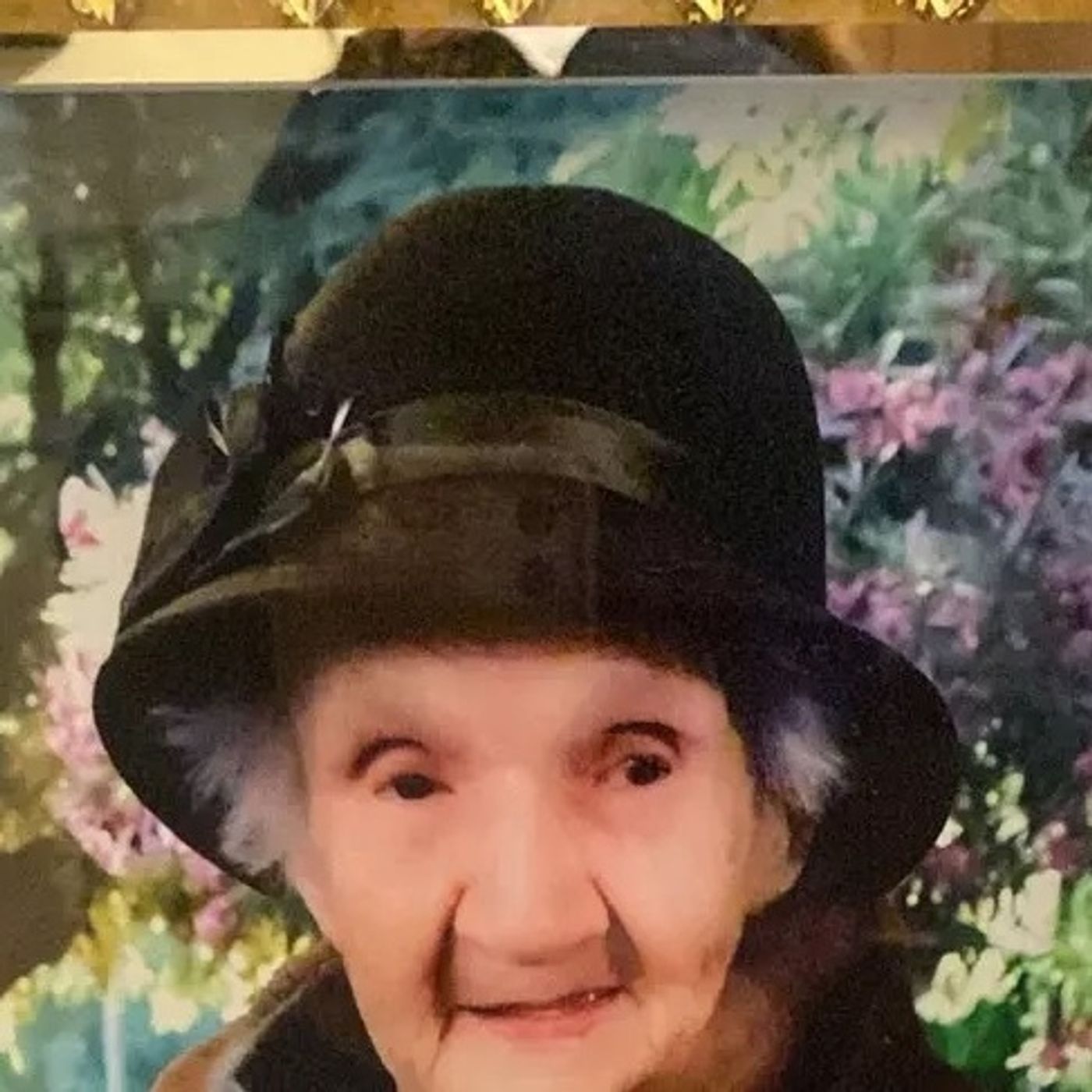 Muore a 102 anni l'ostetrica russa Tatjana, ha fatto nascere 9000 bimbi in Puglia episode artwork