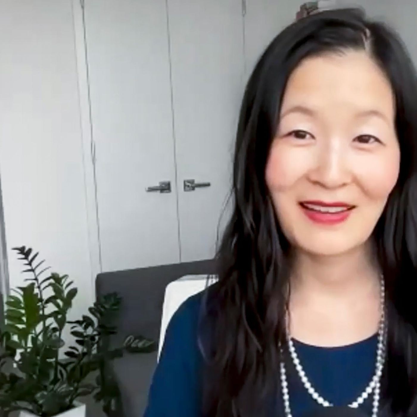 Demystifying the wild world of crypto | Laura Shin episode artwork