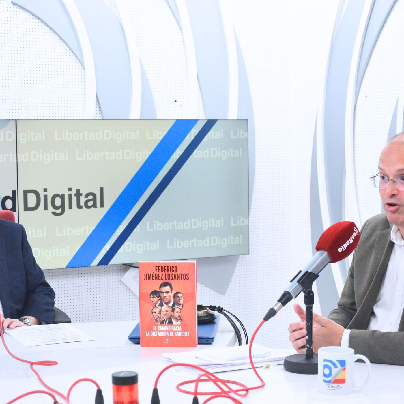 Jiménez Losantos entrevista al secretario general del PP, Miguel Tellado