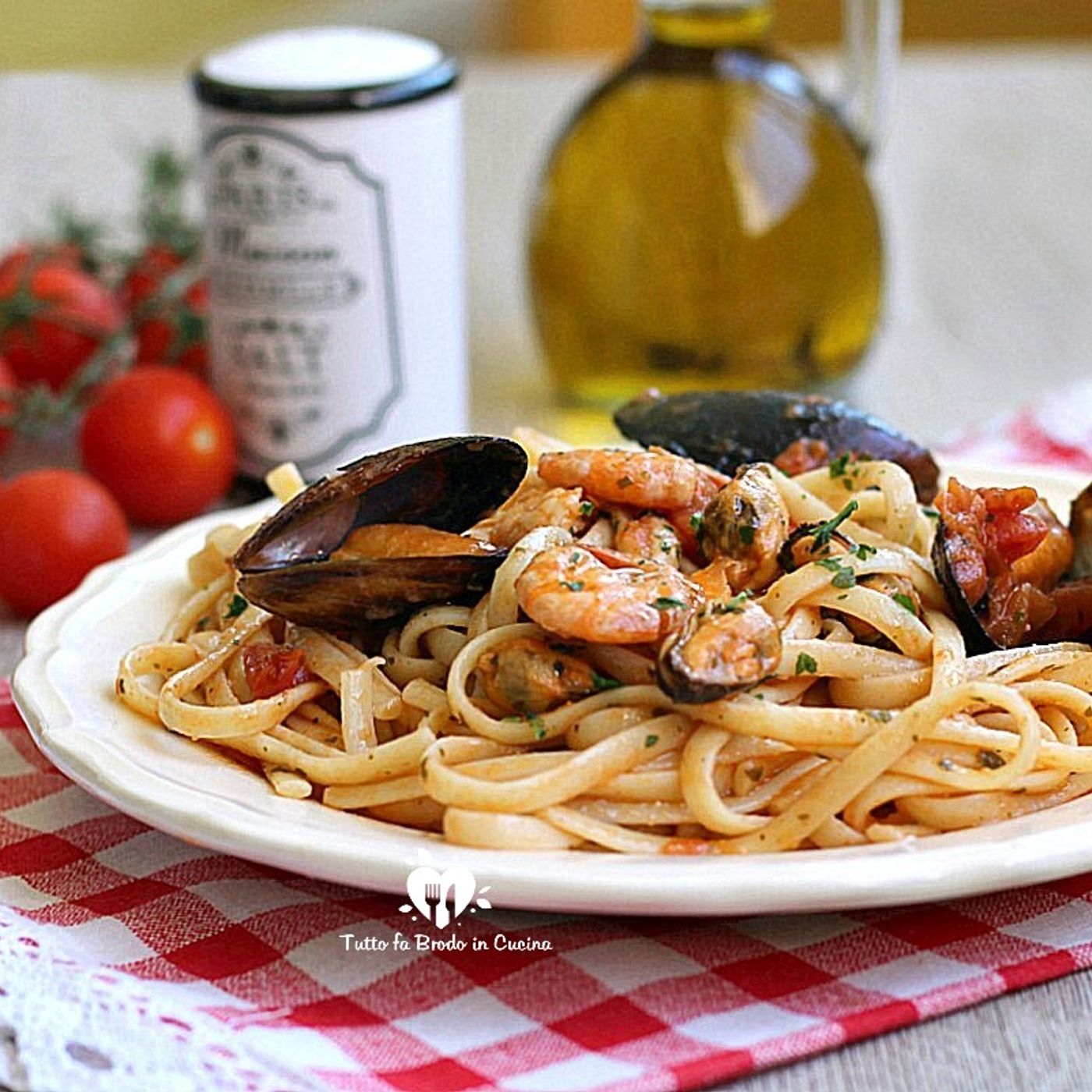 Linguine allo Scoglio con Misto Pesce Surgelato "ricetta semplice e gustosa" episode artwork