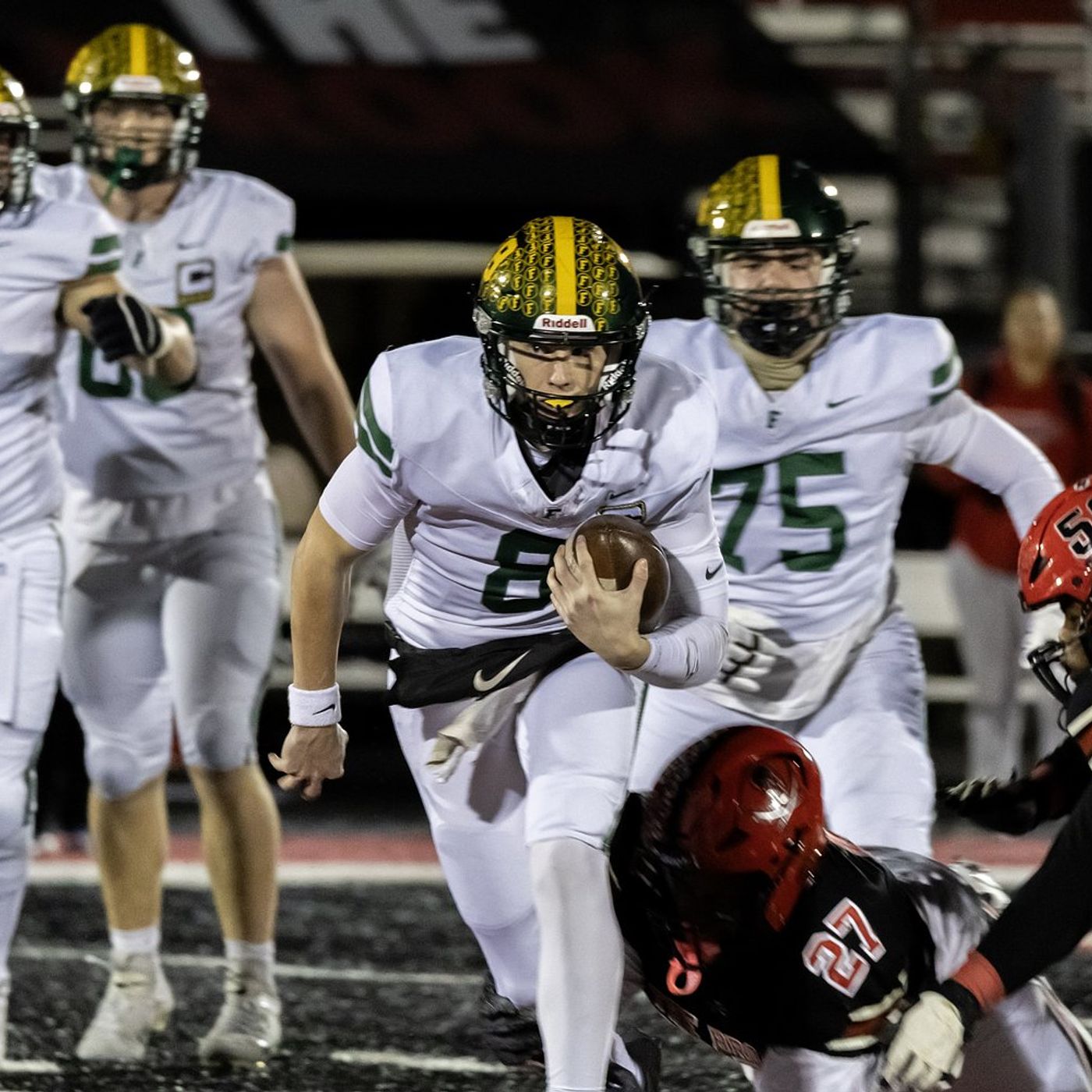 8A playoffs: Fremd comes back to beat Bolingbrook 34-33 in 8A quarterfinal