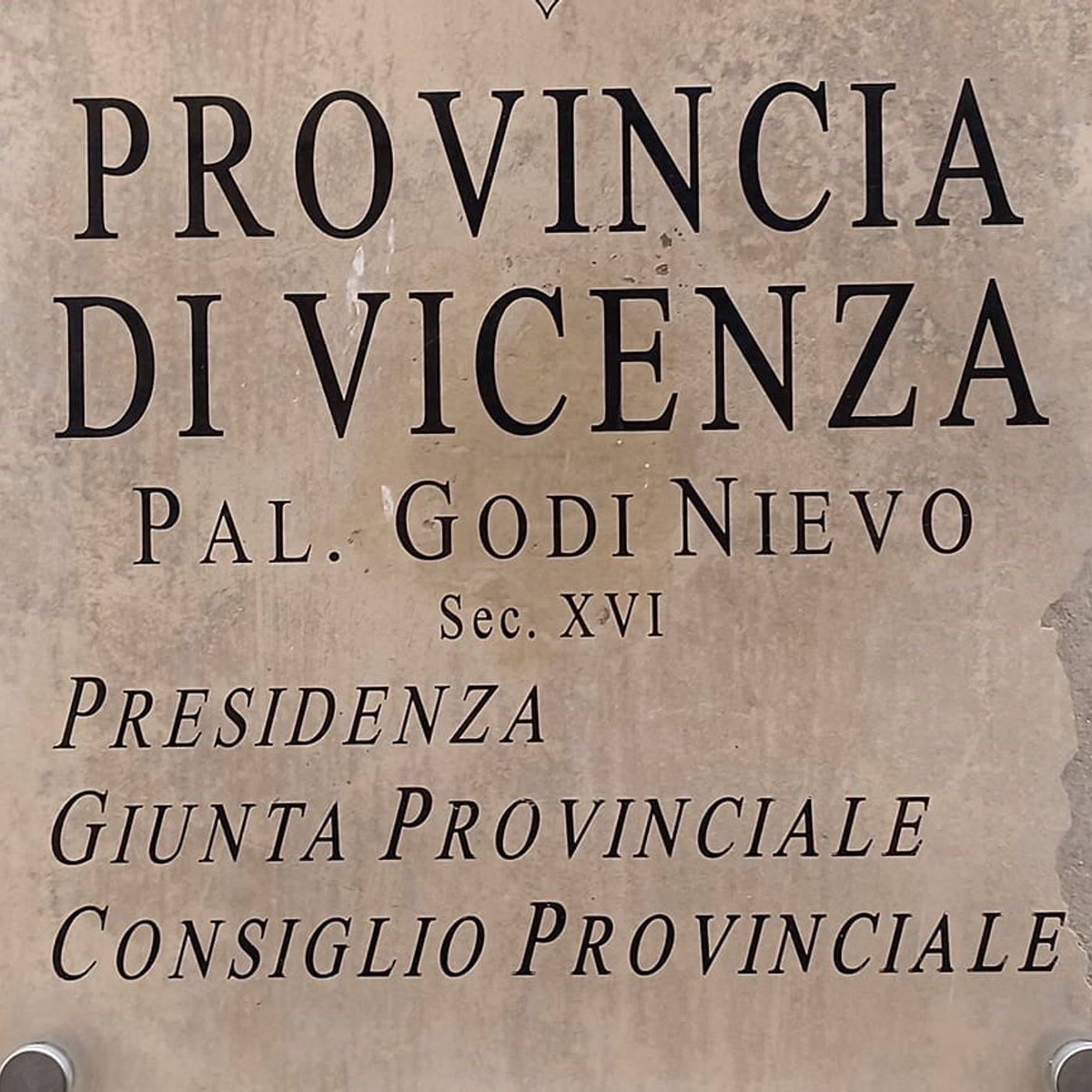 Provincia, 76 sindaci si accodano ai Comuni maggiori: sì alla “Casa dei Comuni”. FdI isolata episode artwork