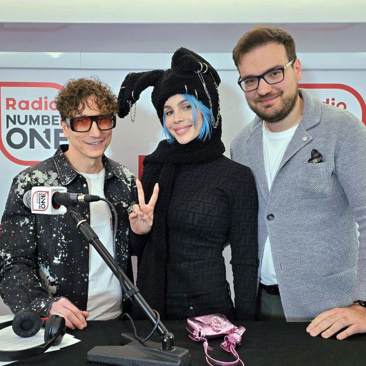 Sanremo 2025, Rose Villain: «Forse cambierò colore di capelli» episode artwork