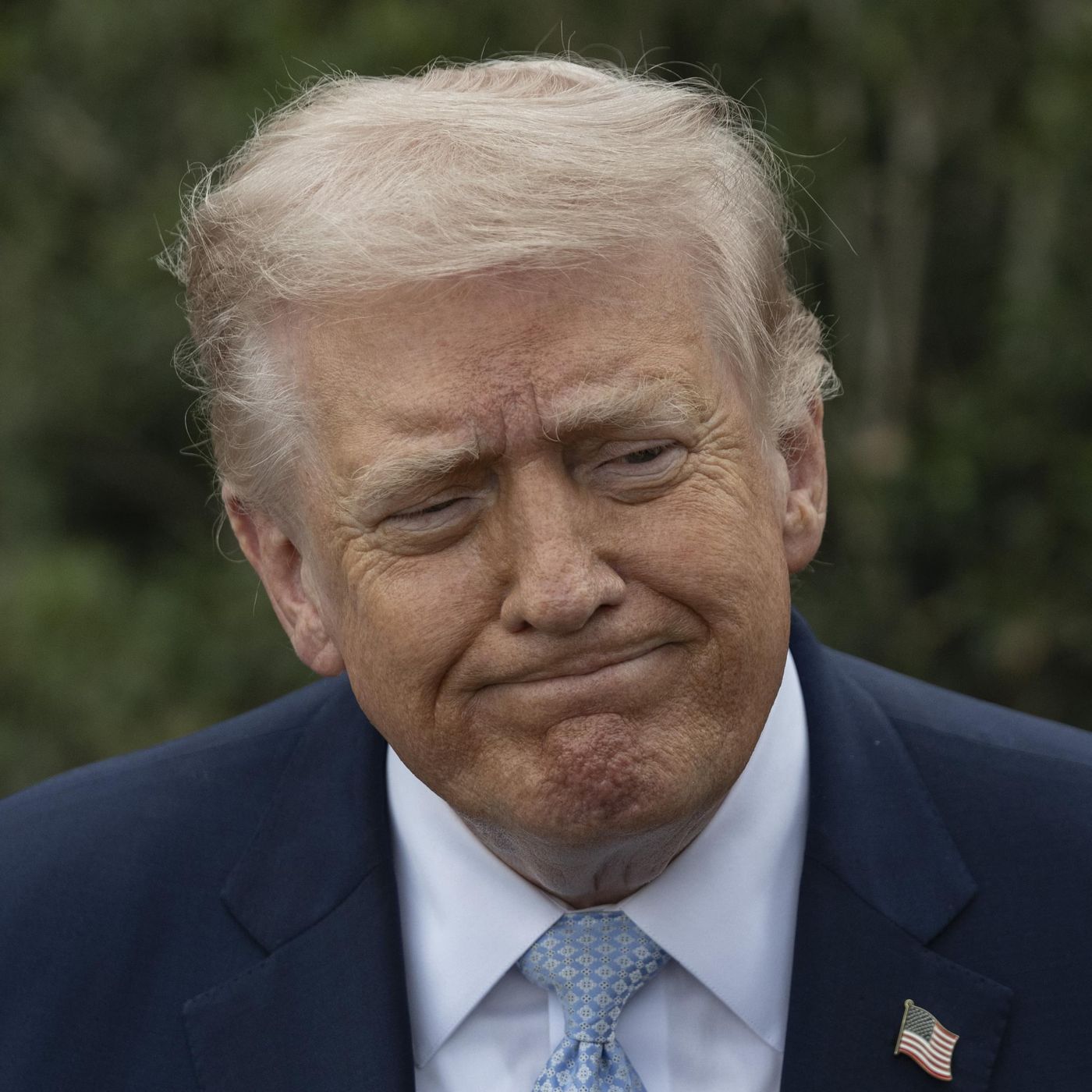 Trump chickens out on Iran deadline – The Latest episode artwork