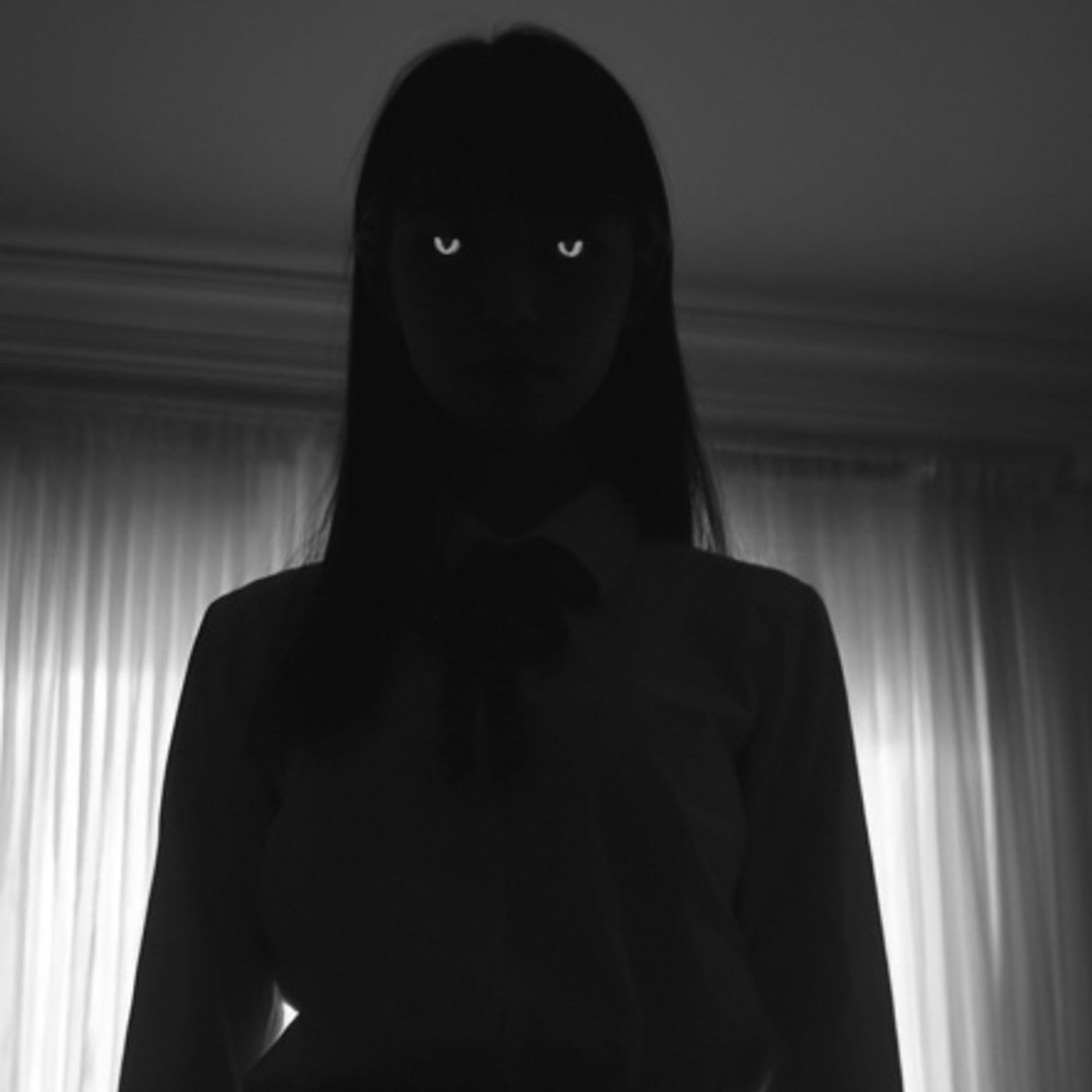 Dejé Pasar A Una BRUJA A Mi Casa Historias De Terror - REDE