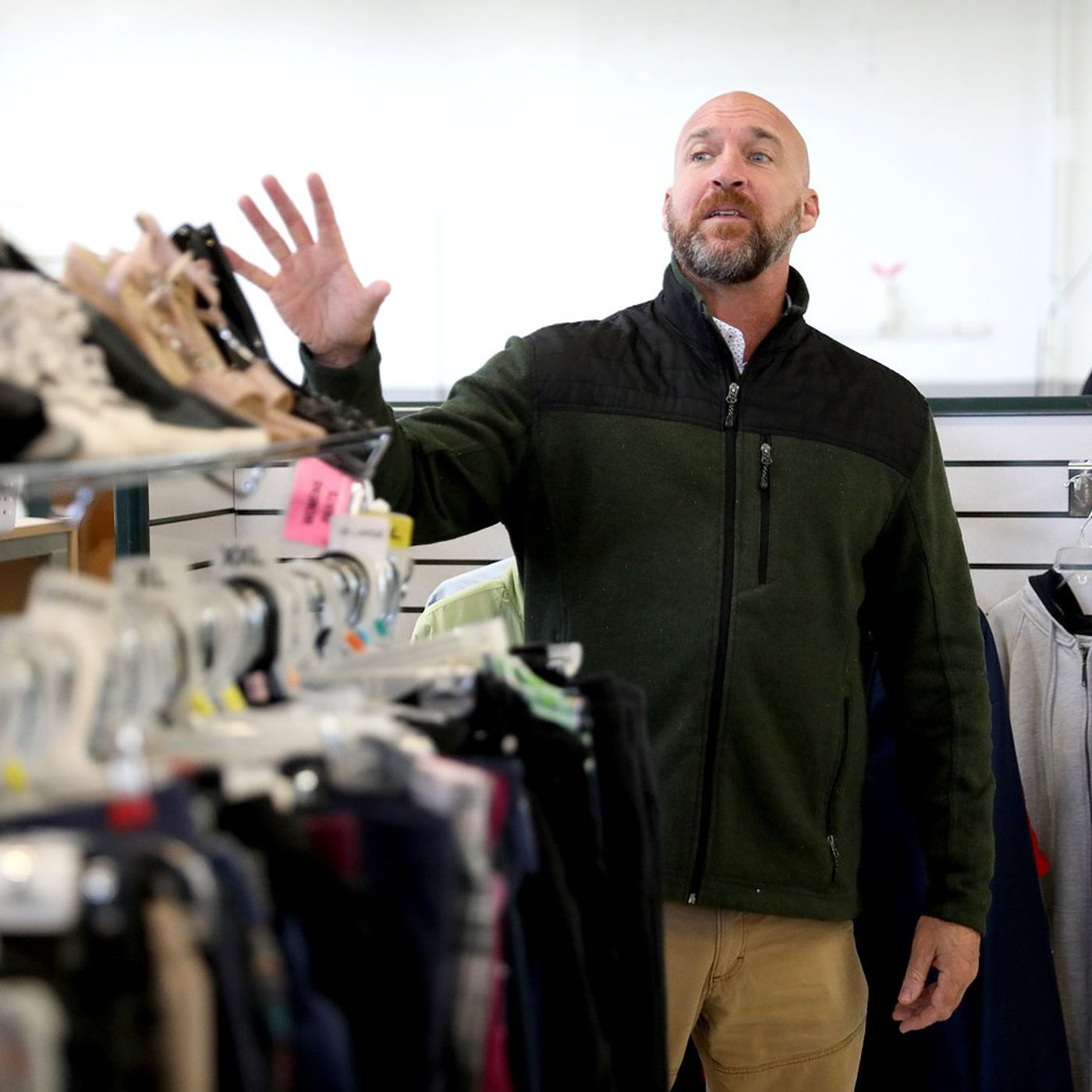 Donations slow during winter, says Kendall County Community Food Pantry episode artwork