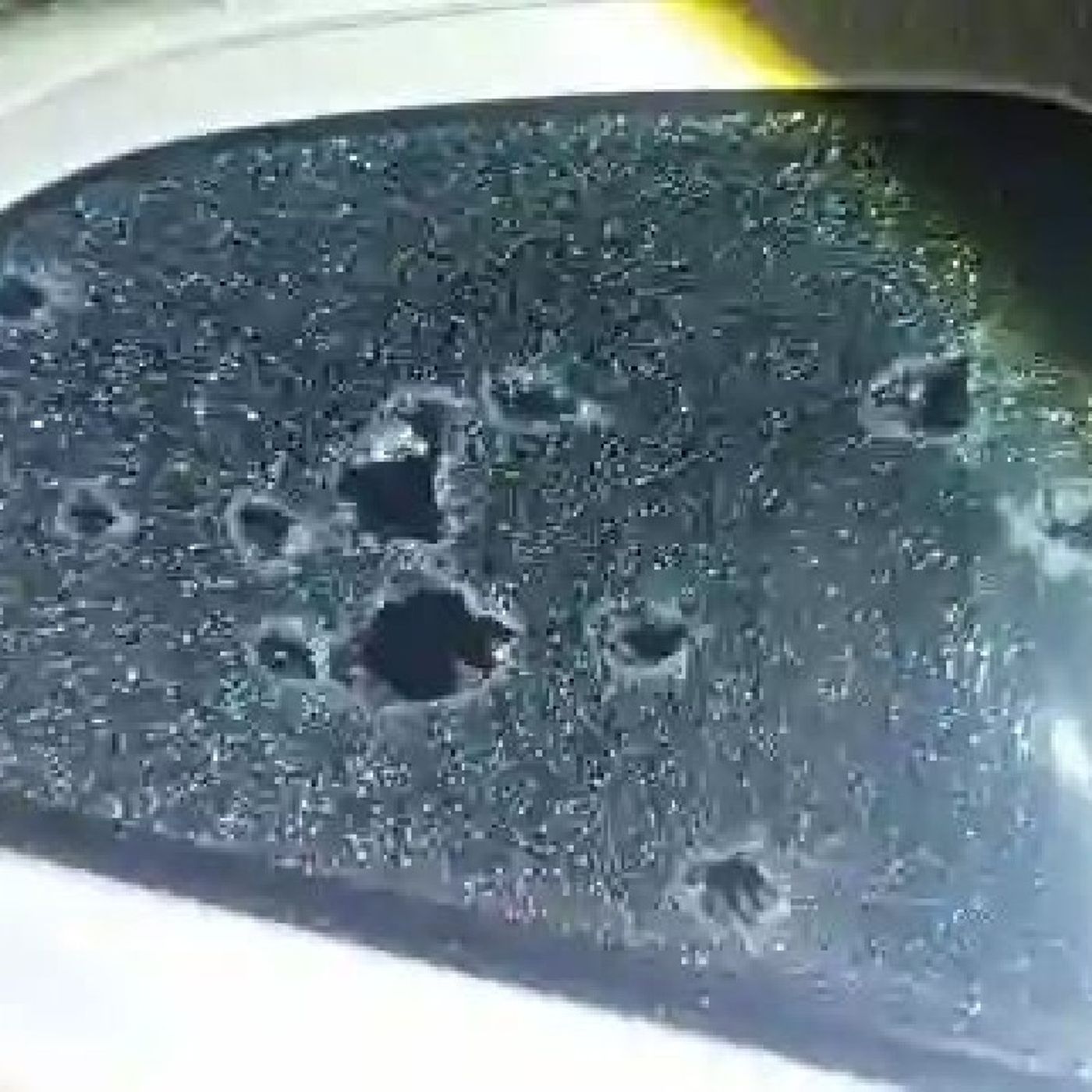 Sekudutshulwe Umshayeli Ngokusa Washona