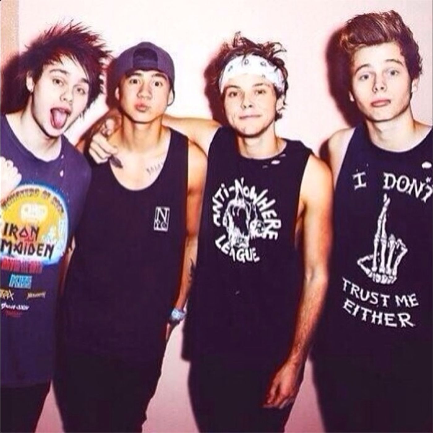 5SOS Member Talks About Kendall Jenner! episode artwork