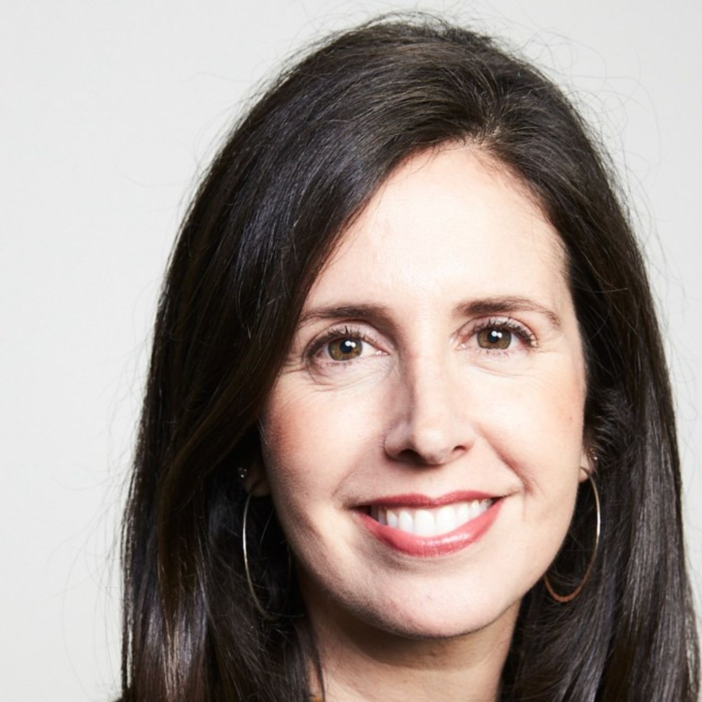 Executive Turntable: HYBE Elevates Jenni Pfaff to Chief People and Transformation Officer