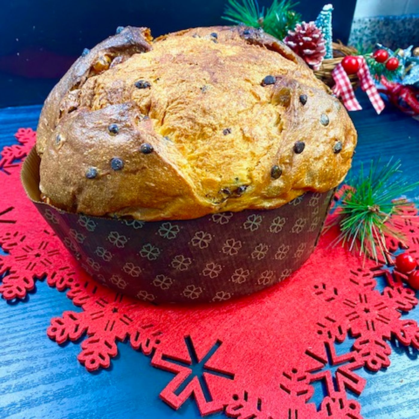 Panettone al cioccolato soffice e goloso: la ricetta che non fallisce mai episode artwork