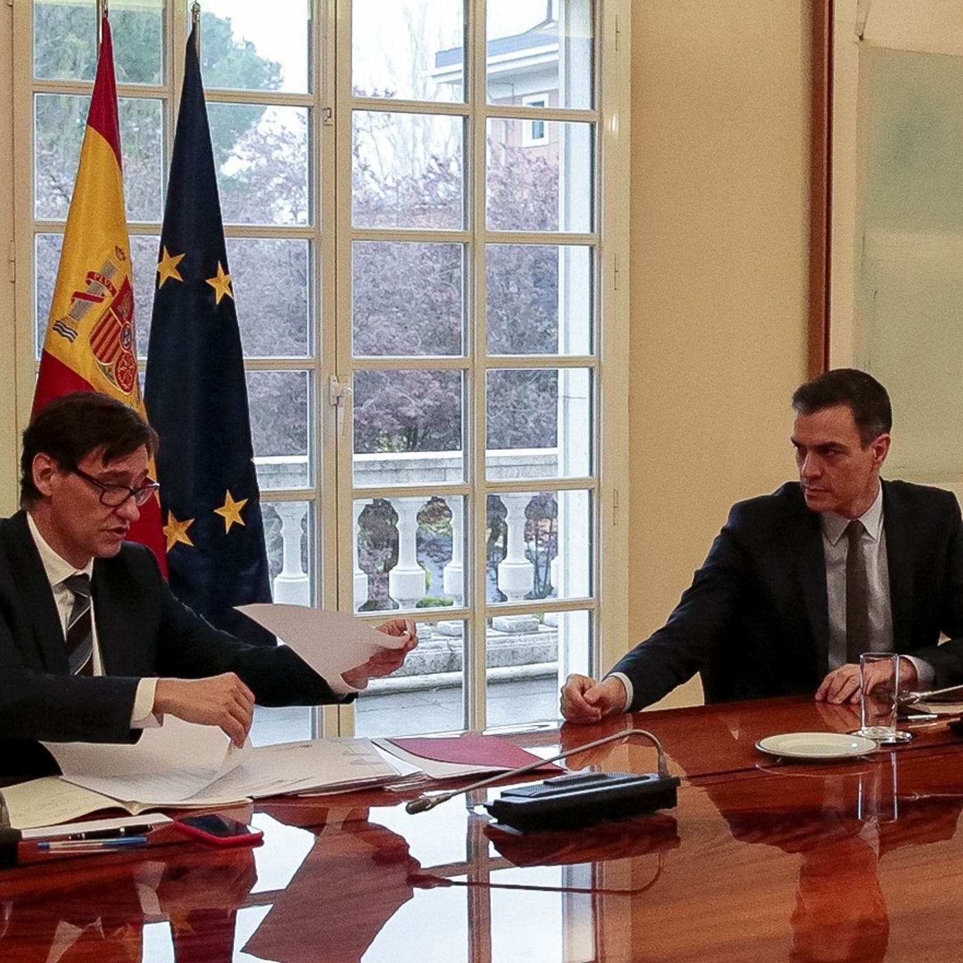 Las Noticias de La Mañana: Pedro Sánchez se reune con Salvador Illa
