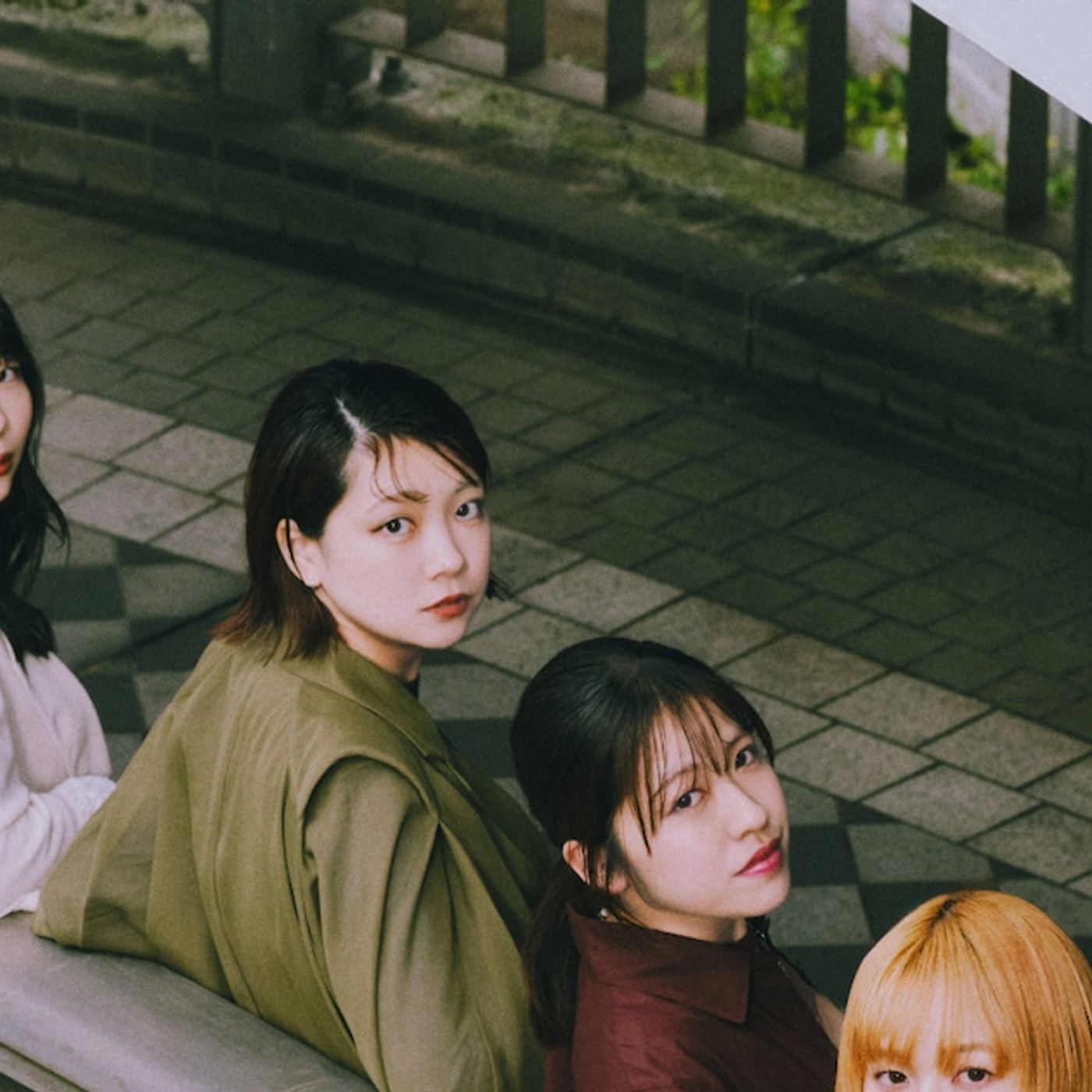 ハク。メジャー1stフルアルバム発売決定、アニメ「手札が多めのビクトリア」OP担当 - 音楽ナタリー episode artwork
