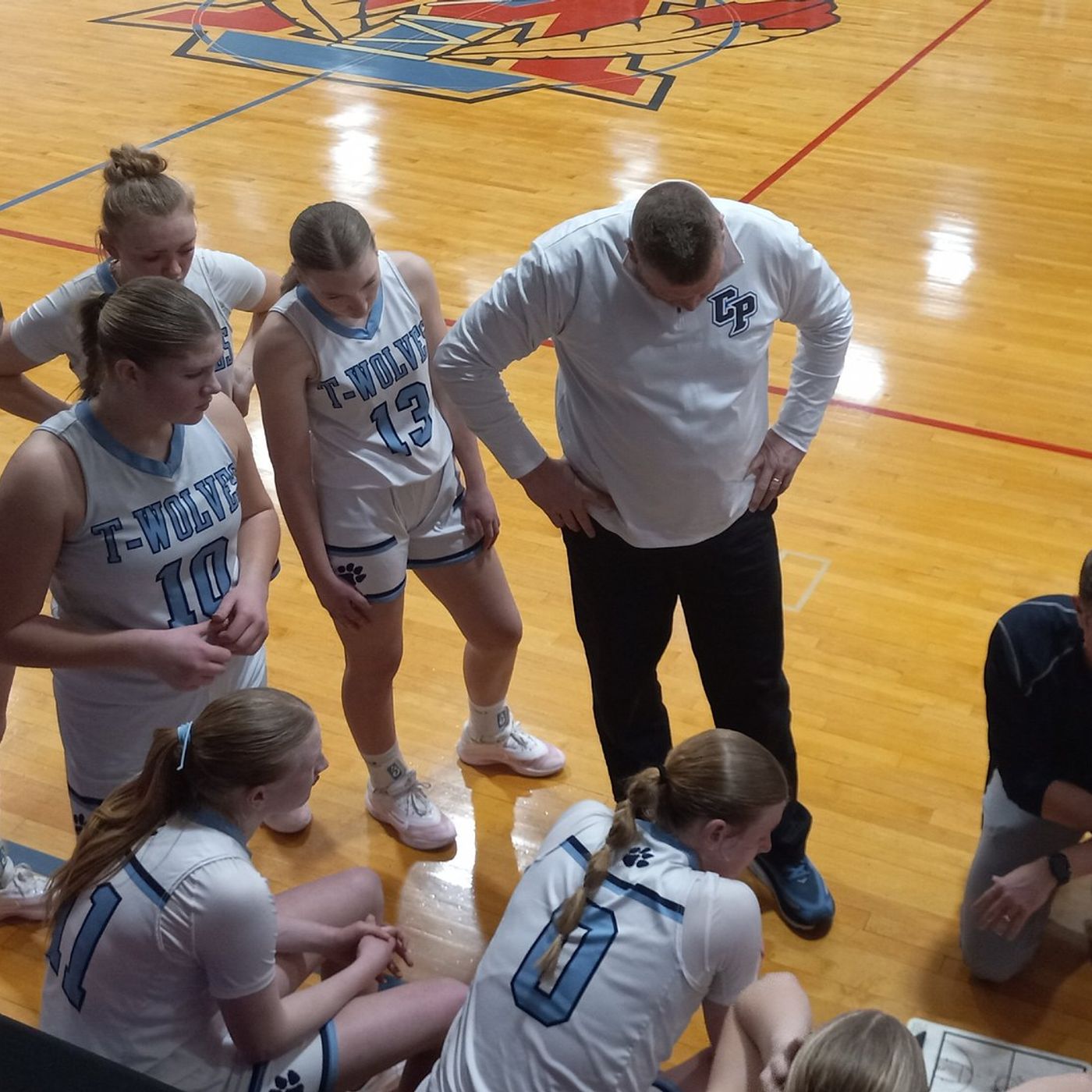 Heyworth handles Cissna Park 54-35 in sectional semifinal stunner episode artwork