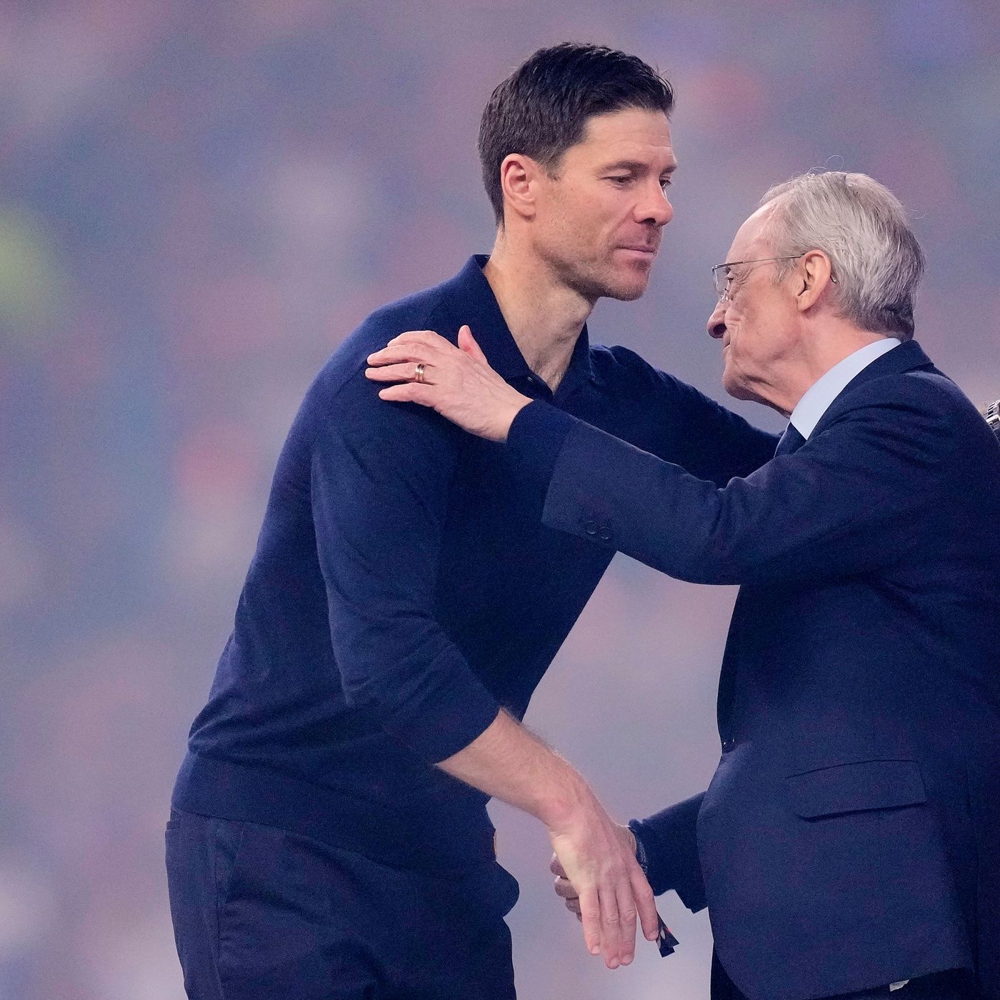 "Las dudas de Florentino con Xabi Alonso hicieron mucho daño al vestuario del Real Madrid" episode artwork