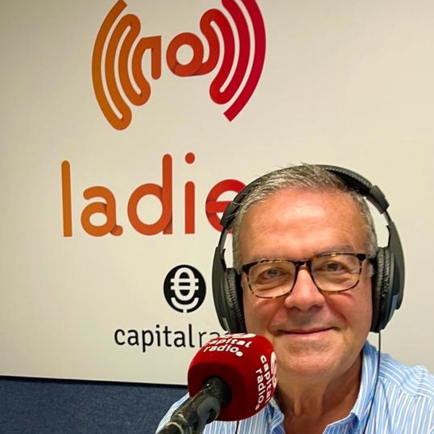 La Diez Capital Radio