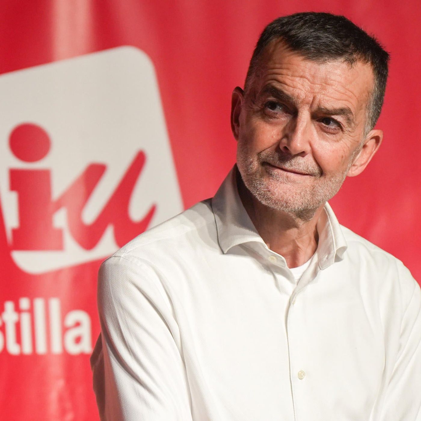Antonio Maíllo, coordinador de Izquierda Unida: "León XIV es un ejemplo de dignidad ante el fascismo enloquecido de Donald Trump" episode artwork