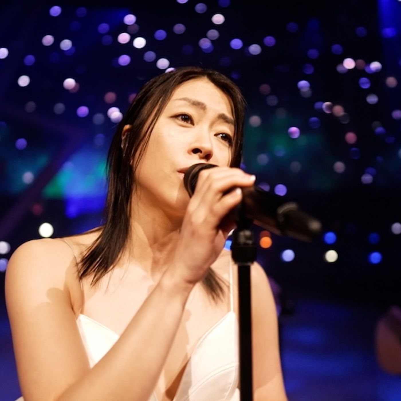 宇多田ヒカル、『CDTVライブライブ』での「Flavor Of Life-Ballad Version」パフォーマンス映像公開 episode artwork