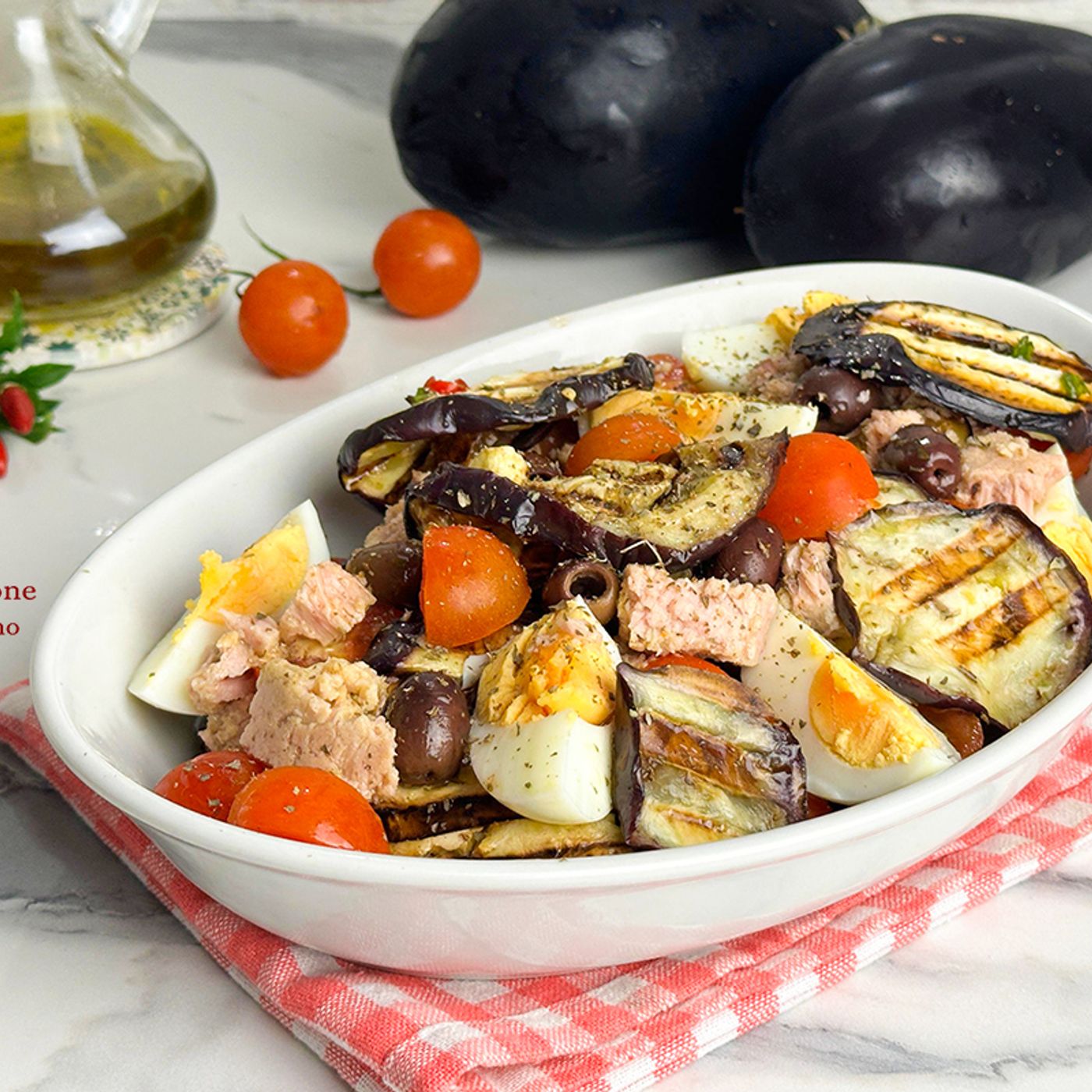 Insalata di melanzane grigliate sfiziosa con tonno e uova sode episode artwork